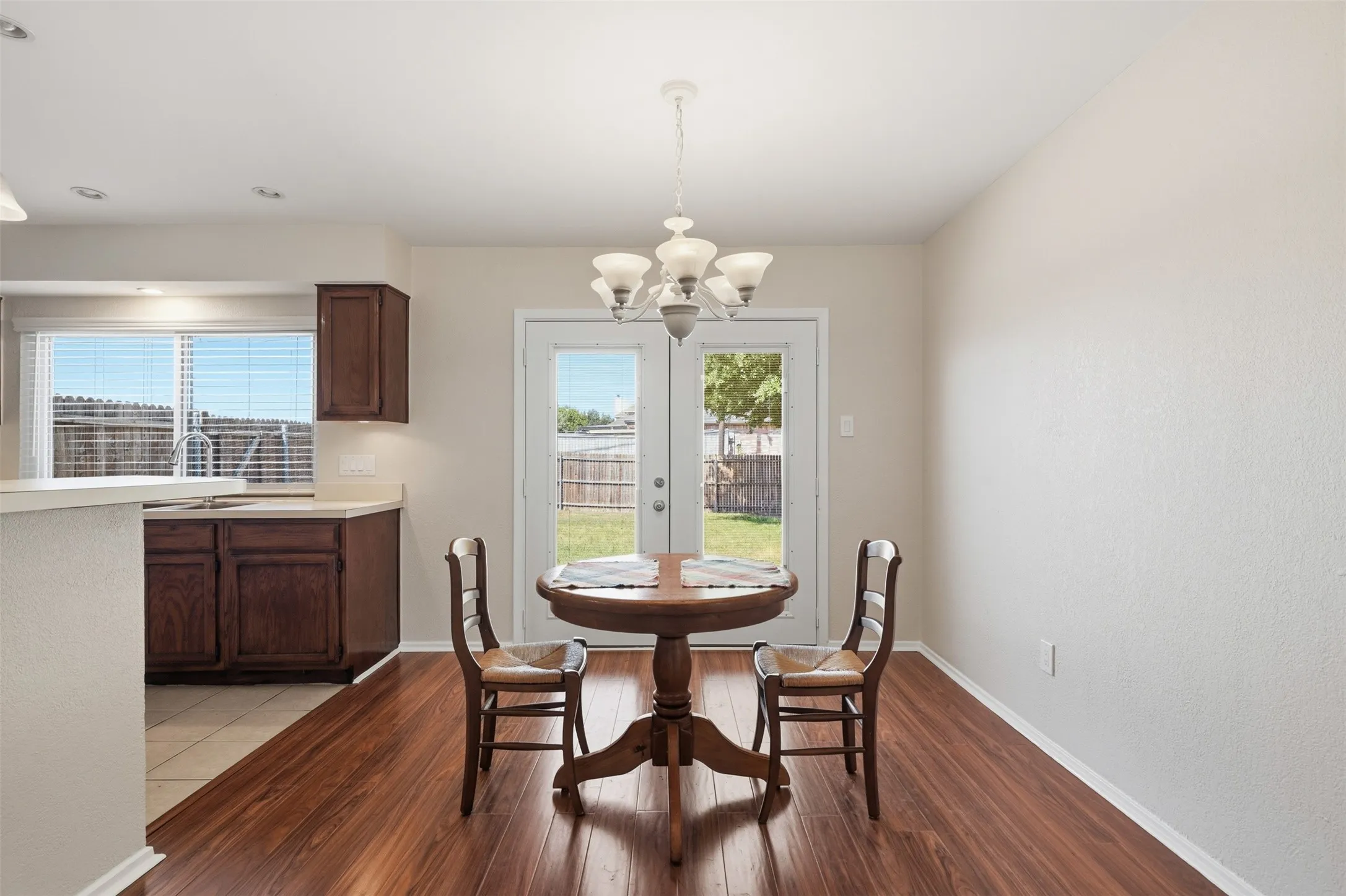 Single Family Residence For Sale in Dallas County , 2209 Salerno Drive, Mesquite, Texas 75150, 3 Bedroom, 2 Bathroom, 2 Garage spaces, 1,512 Sqft, built in 1982, mls#21369105, Real Estate Agent in Mesquite, Homes For Sale in Dallas county, Homes For Sale in Mesquite, Realtor in Mesquite Texas, Real Estate Brokerage Independent Realty Texas, Luminita Cordes Realtor