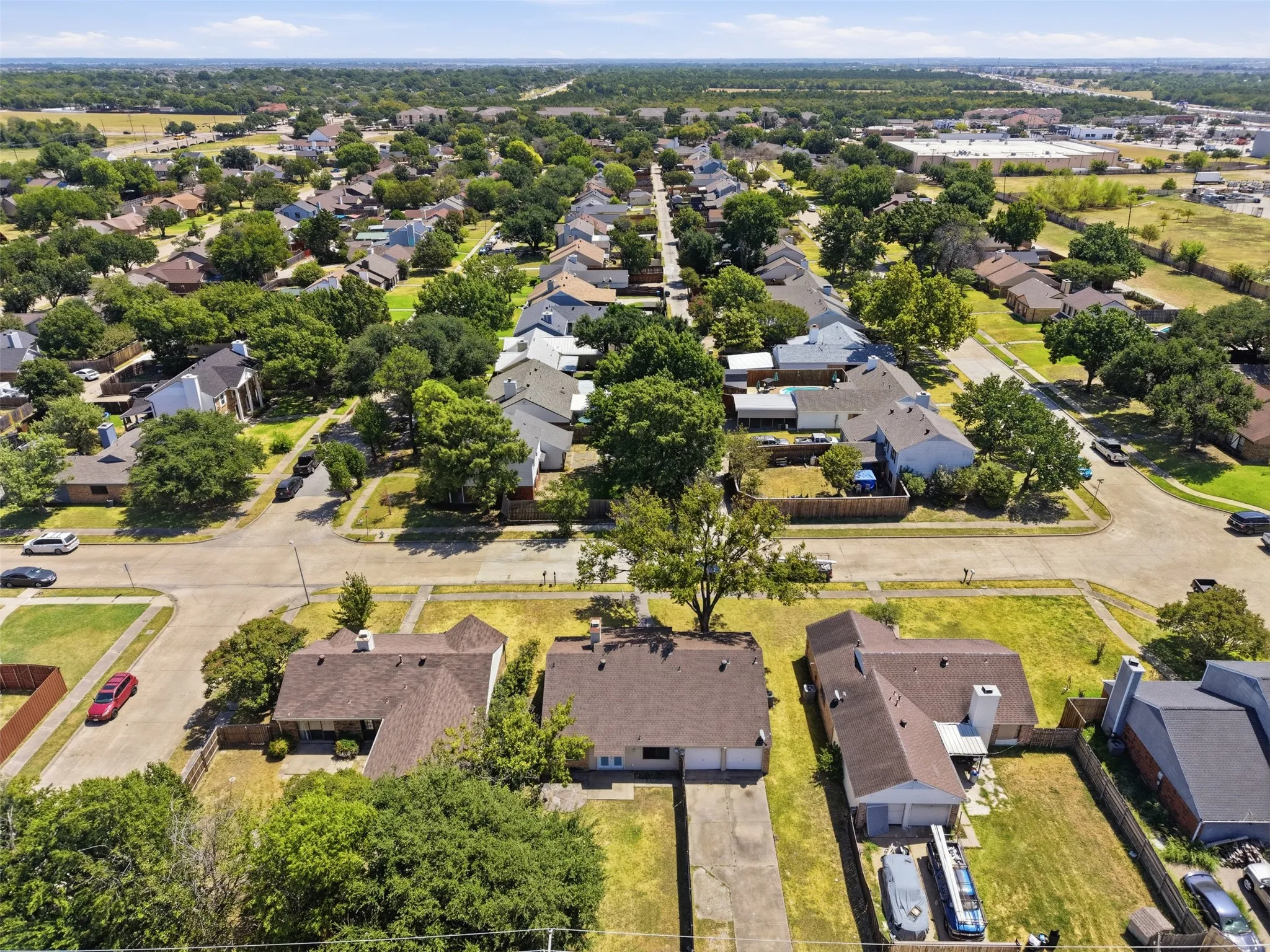 Single Family Residence For Sale in Dallas County , 2209 Salerno Drive, Mesquite, Texas 75150, 3 Bedroom, 2 Bathroom, 2 Garage spaces, 1,512 Sqft, built in 1982, mls#21369105, Real Estate Agent in Mesquite, Homes For Sale in Dallas county, Homes For Sale in Mesquite, Realtor in Mesquite Texas, Real Estate Brokerage Independent Realty Texas, Luminita Cordes Realtor
