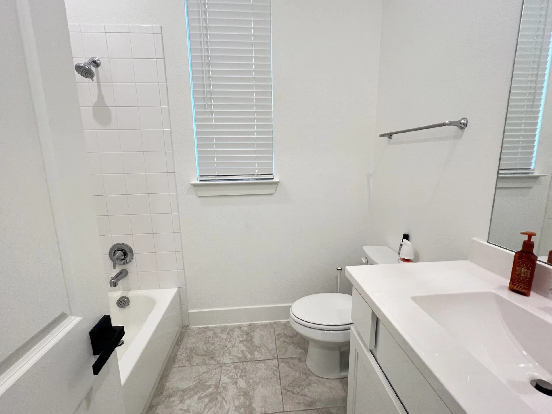 Single Family Residence For Sale in Grayson County , 4166 Carter Court, Denison, Texas 75020, 4 Bedroom, 4 Bathroom, 2 Garage spaces, 2,859 Sqft, built in 2023, mls#21369106, Real Estate Agent in Denison, Homes For Sale in Grayson county, Homes For Sale in Denison, Realtor in Denison Texas, Real Estate Brokerage Independent Realty Texas, Luminita Cordes Realtor