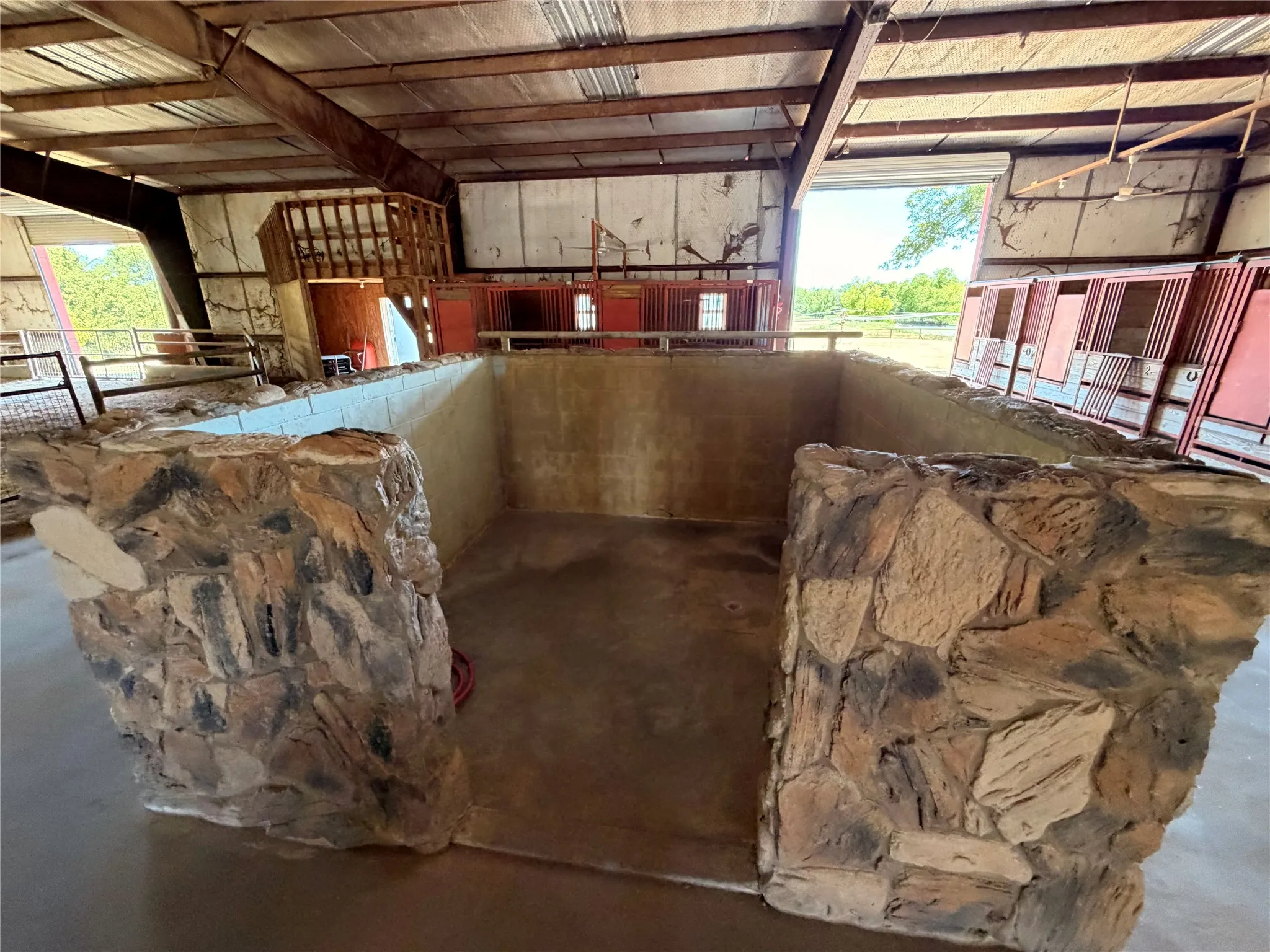 Ranch For Sale in Hunt County , 9097 County Road 2472, Royse City, Texas 75189, 0, 0, Garage spaces, 0 Sqft, built in 0, mls#21369107, Real Estate Agent in Royse City, Homes For Sale in Hunt county, Homes For Sale in Royse City, Realtor in Royse City Texas, Real Estate Brokerage Independent Realty Texas, Luminita Cordes Realtor