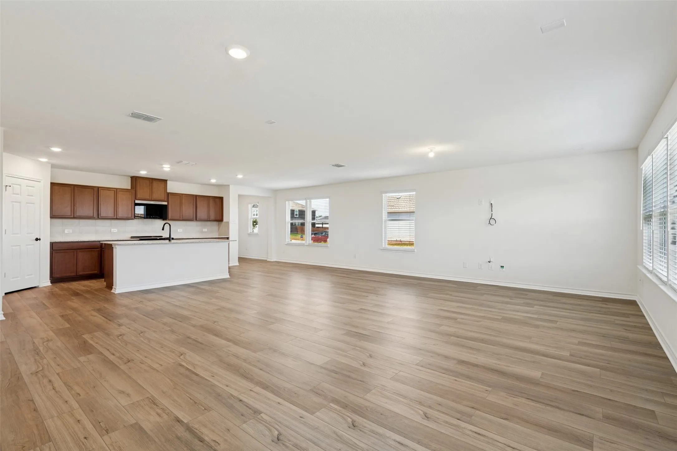 Single Family Residence For Sale in Dallas County , 1524 Shady Lane, Seagoville, Texas 75159, 3 Bedroom, 2 Bathroom, 2 Garage spaces, 2,091 Sqft, built in 2026, mls#21368717, Real Estate Agent in Seagoville, Homes For Sale in Dallas county, Homes For Sale in Seagoville, Realtor in Seagoville Texas, Real Estate Brokerage Independent Realty Texas, Luminita Cordes Realtor