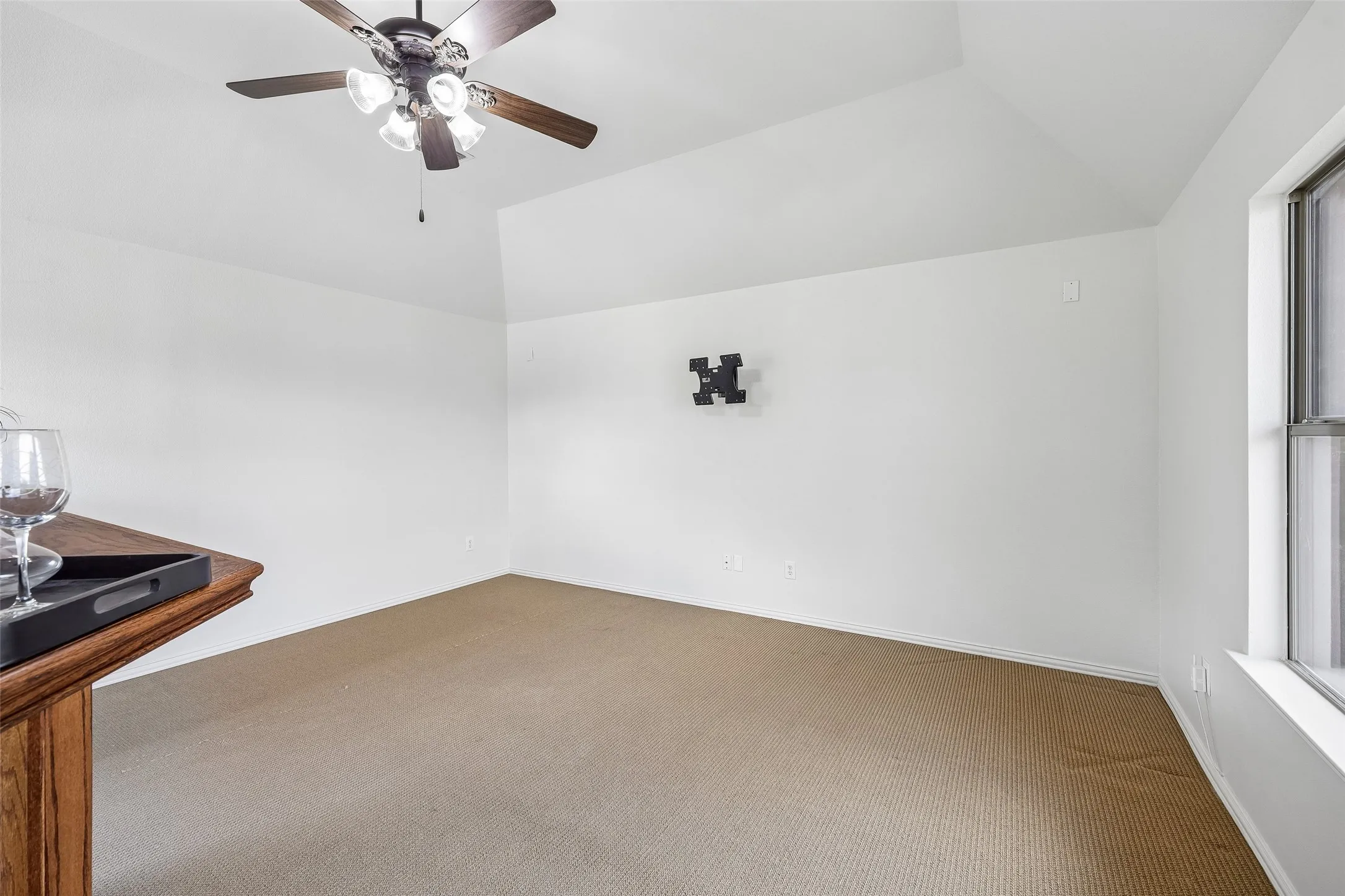 Single Family Residence For Sale in Tarrant County , 224 Foxford Drive, Keller, Texas 76248, 4 Bedroom, 3 Bathroom, 2 Garage spaces, 3,109 Sqft, built in 2006, mls#21369126, Real Estate Agent in Keller, Homes For Sale in Tarrant county, Homes For Sale in Keller, Realtor in Keller Texas, Real Estate Brokerage Independent Realty Texas, Luminita Cordes Realtor
