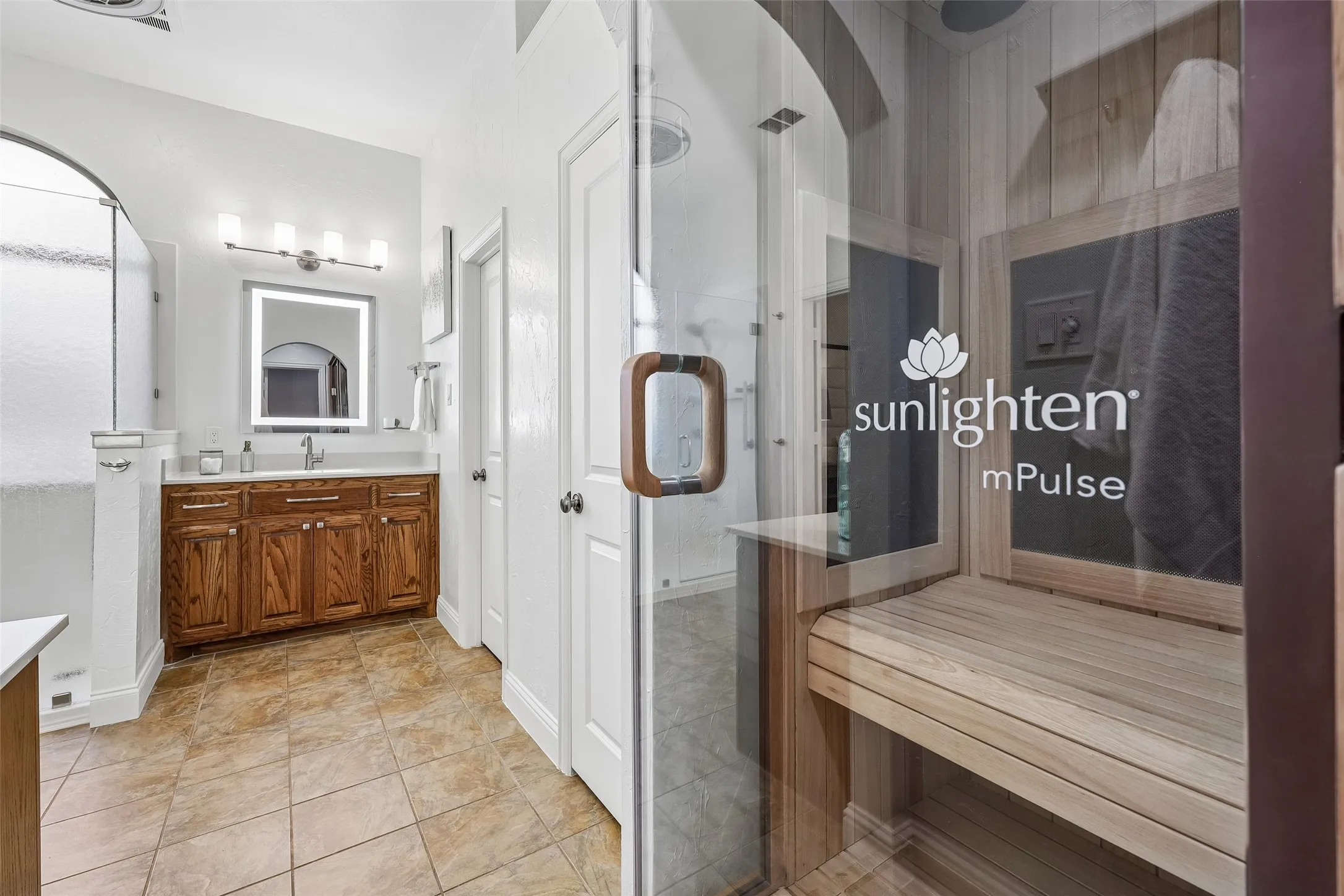 Single Family Residence For Sale in Tarrant County , 224 Foxford Drive, Keller, Texas 76248, 4 Bedroom, 3 Bathroom, 2 Garage spaces, 3,109 Sqft, built in 2006, mls#21369126, Real Estate Agent in Keller, Homes For Sale in Tarrant county, Homes For Sale in Keller, Realtor in Keller Texas, Real Estate Brokerage Independent Realty Texas, Luminita Cordes Realtor