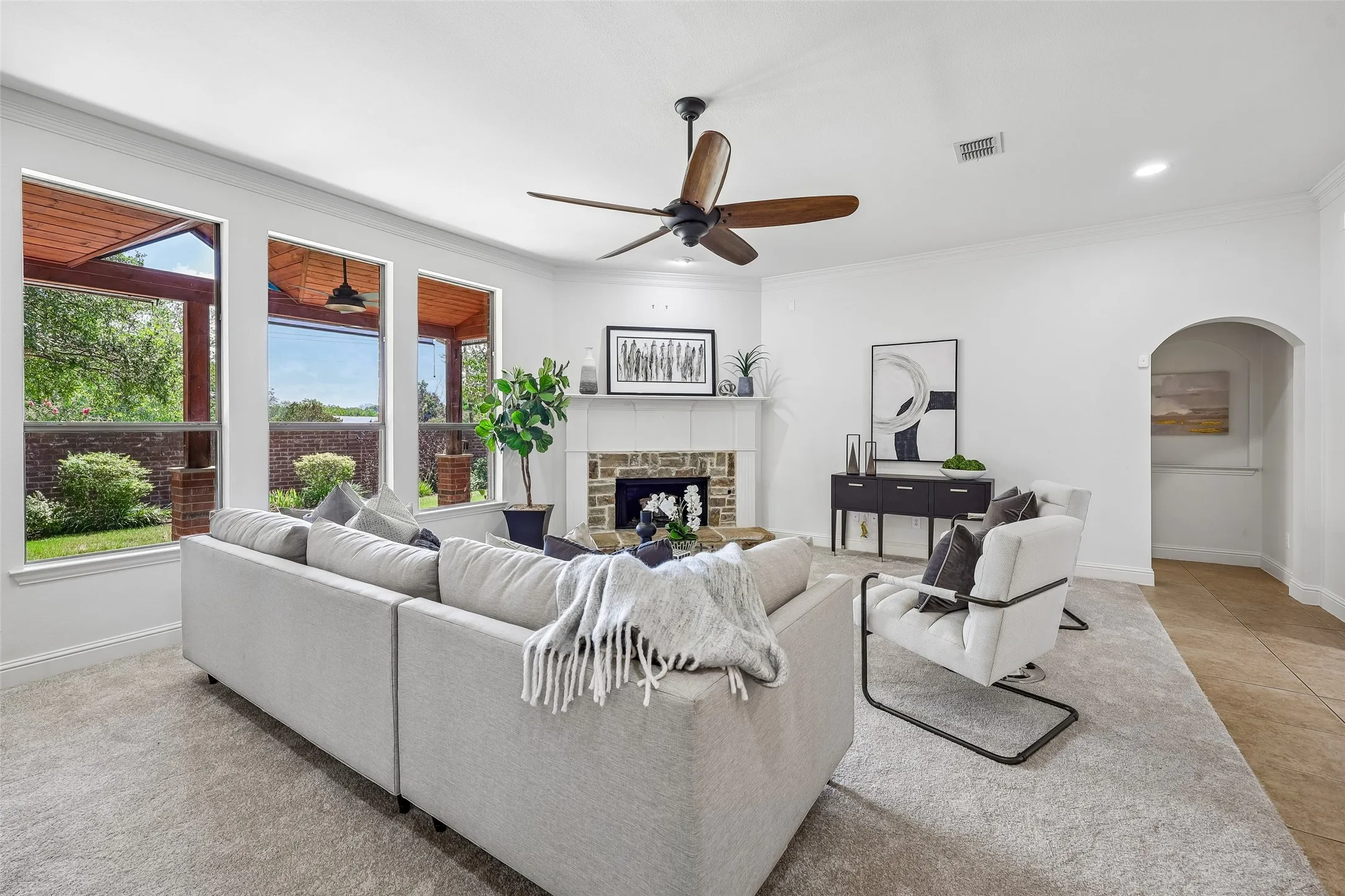 Single Family Residence For Sale in Tarrant County , 224 Foxford Drive, Keller, Texas 76248, 4 Bedroom, 3 Bathroom, 2 Garage spaces, 3,109 Sqft, built in 2006, mls#21369126, Real Estate Agent in Keller, Homes For Sale in Tarrant county, Homes For Sale in Keller, Realtor in Keller Texas, Real Estate Brokerage Independent Realty Texas, Luminita Cordes Realtor