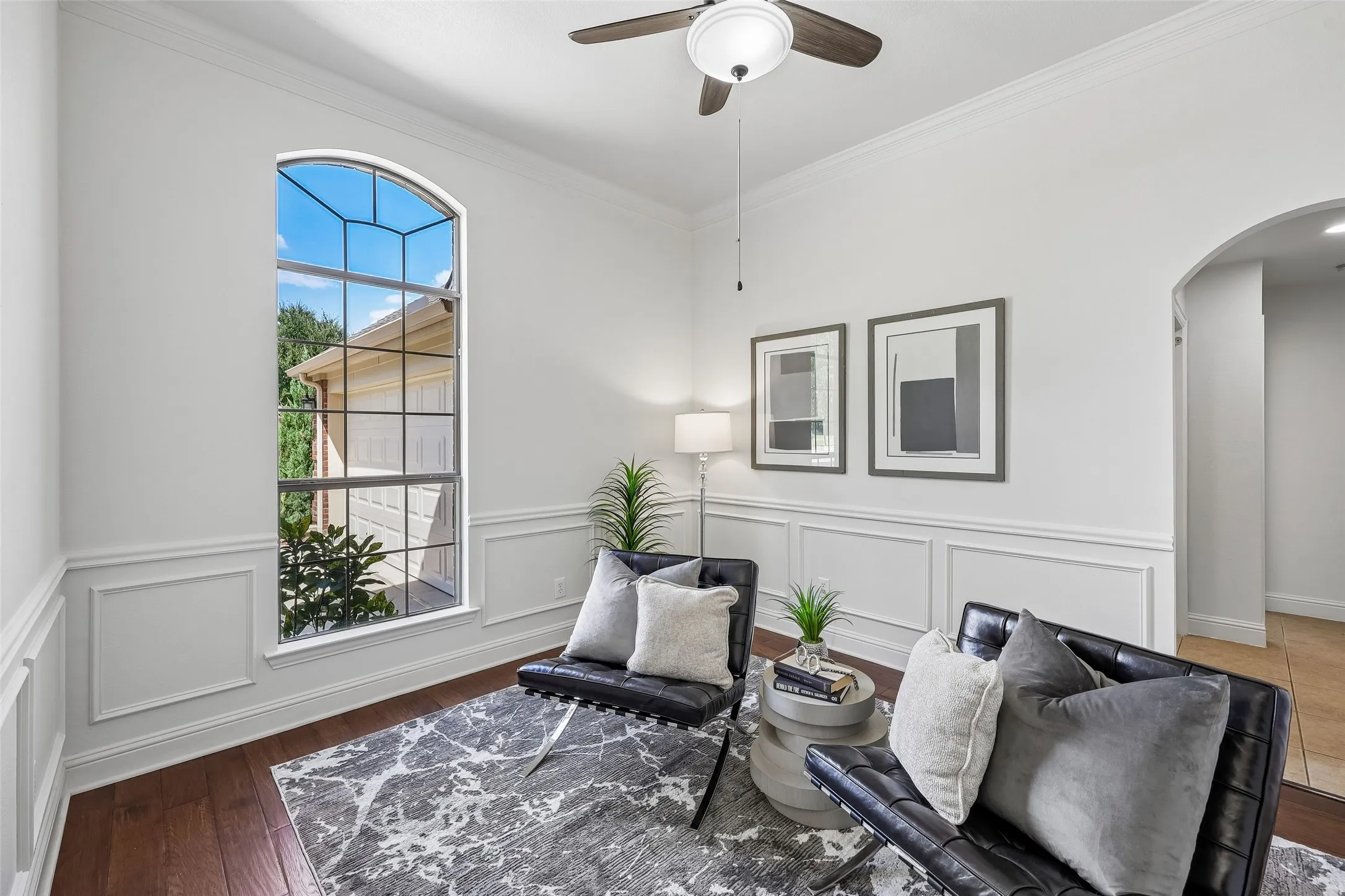 Single Family Residence For Sale in Tarrant County , 224 Foxford Drive, Keller, Texas 76248, 4 Bedroom, 3 Bathroom, 2 Garage spaces, 3,109 Sqft, built in 2006, mls#21369126, Real Estate Agent in Keller, Homes For Sale in Tarrant county, Homes For Sale in Keller, Realtor in Keller Texas, Real Estate Brokerage Independent Realty Texas, Luminita Cordes Realtor