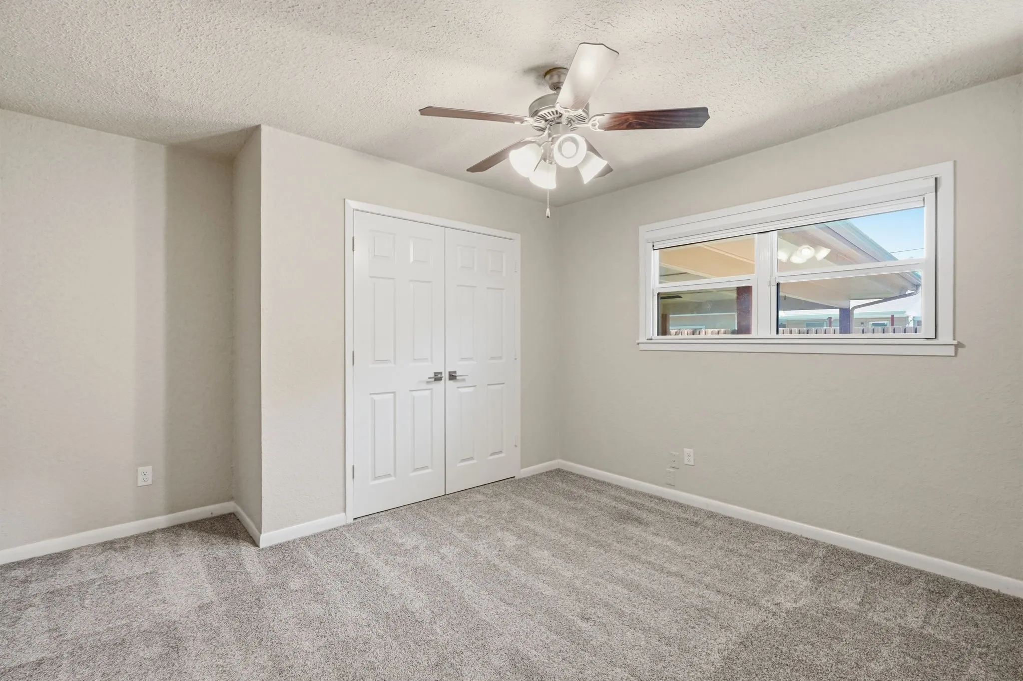 Single Family Residence For Sale in Tarrant County , 5708 Sunset Road, Westworth Village, Texas 76114, 3 Bedroom, 2 Bathroom, 1 Garage spaces, 2,048 Sqft, built in 1957, mls#21368136, Real Estate Agent in Westworth Village, Homes For Sale in Tarrant county, Homes For Sale in Westworth Village, Realtor in Westworth Village Texas, Real Estate Brokerage Independent Realty Texas, Luminita Cordes Realtor