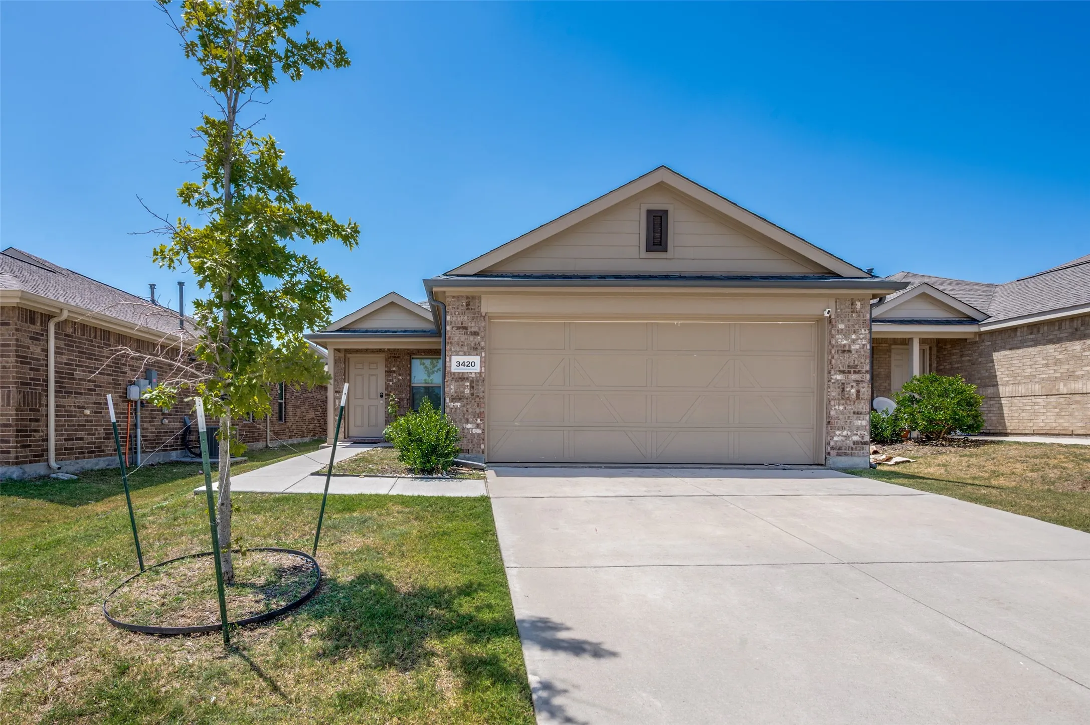 Single Family Residence For Rent in Denton County , 3420 Harper Street, Little Elm, Texas 75068, 3 Bedroom, 2 Bathroom, 2 Garage spaces, 1,470 Sqft, built in 2023, mls#21359637, Real Estate Agent in Little Elm, Homes For Rent in Denton county, Homes For Rent in Little Elm, Realtor in Little Elm Texas, Real Estate Brokerage Independent Realty Texas, Luminita Cordes Realtor