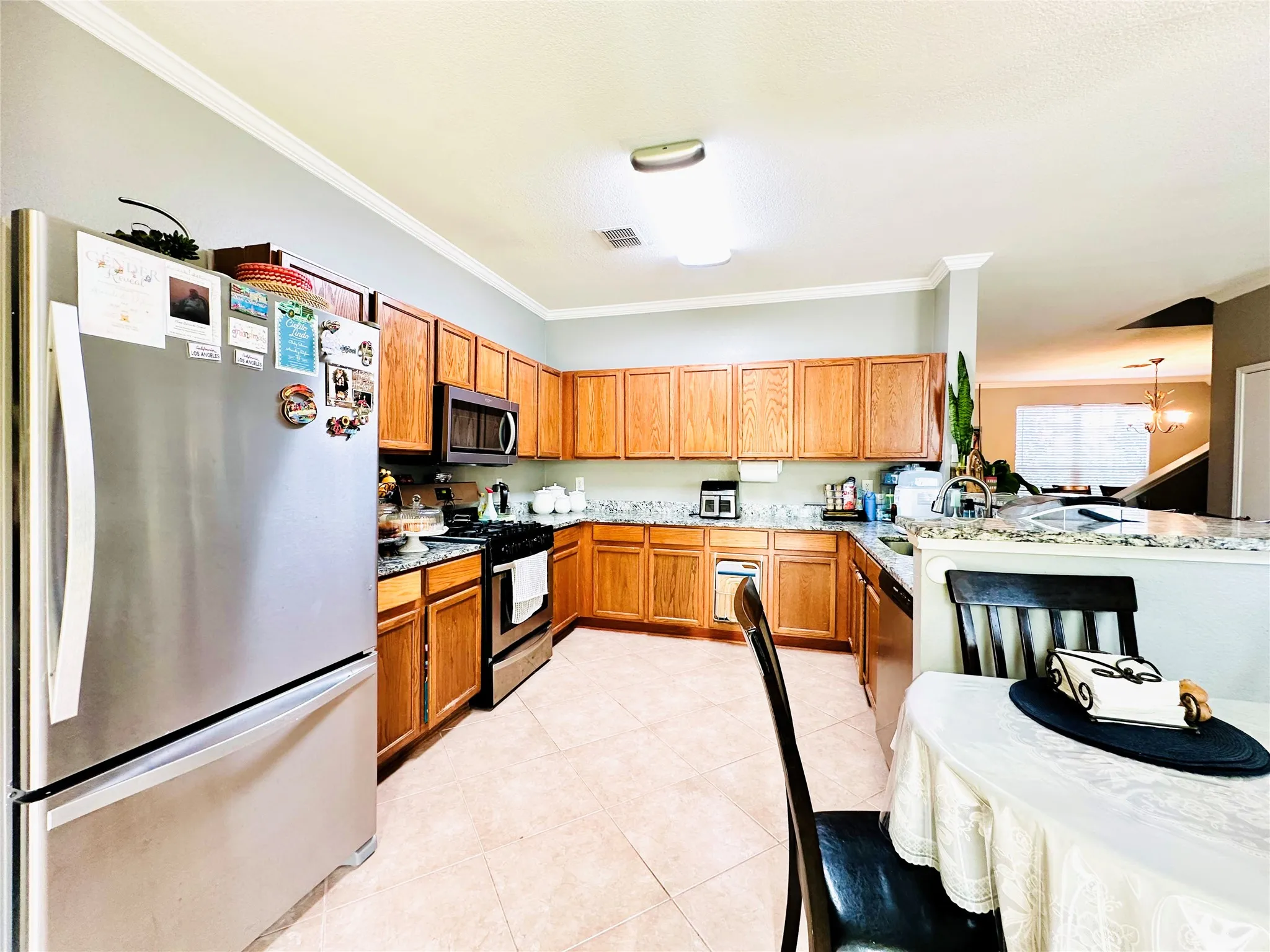 Single Family Residence For Sale in Tarrant County , 4813 Madyson Ridge Drive, Fort Worth, Texas 76133, 4 Bedroom, 3 Bathroom, 2 Garage spaces, 2,702 Sqft, built in 2002, mls#21369143, Real Estate Agent in Fort Worth, Homes For Sale in Tarrant county, Homes For Sale in Fort Worth, Realtor in Fort Worth Texas, Real Estate Brokerage Independent Realty Texas, Luminita Cordes Realtor