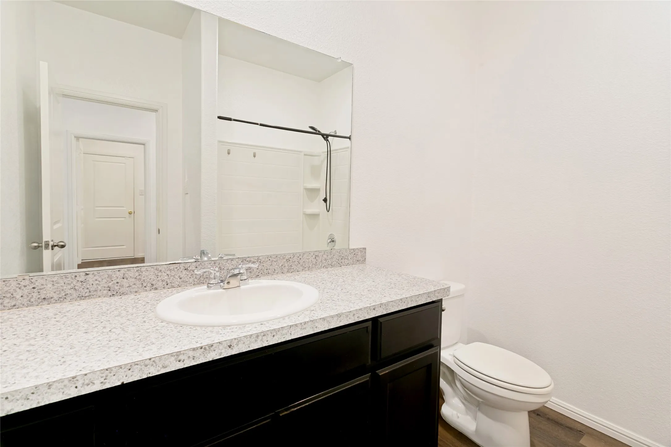 Single Family Residence For Sale in Tarrant County , 4716 Feltleaf Avenue, Fort Worth, Texas 76036, 3 Bedroom, 2 Bathroom, Garage spaces, 1,686 Sqft, built in 2019, mls#21368852, Real Estate Agent in Fort Worth, Homes For Sale in Tarrant county, Homes For Sale in Fort Worth, Realtor in Fort Worth Texas, Real Estate Brokerage Independent Realty Texas, Luminita Cordes Realtor