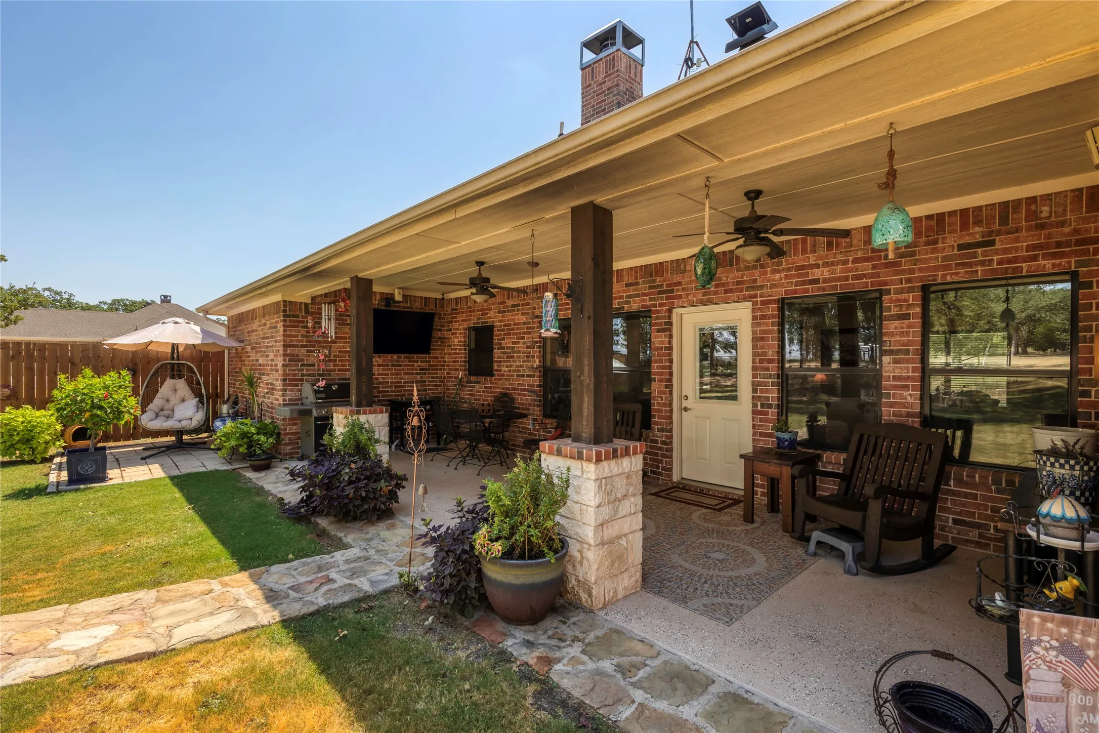 Single Family Residence For Sale in Wise County , 448 County Road 3690, Boyd, Texas 76023, 4 Bedroom, 3 Bathroom, 4 Garage spaces, 2,519 Sqft, built in 2017, mls#21367772, Real Estate Agent in Boyd, Homes For Sale in Wise county, Homes For Sale in Boyd, Realtor in Boyd Texas, Real Estate Brokerage Independent Realty Texas, Luminita Cordes Realtor