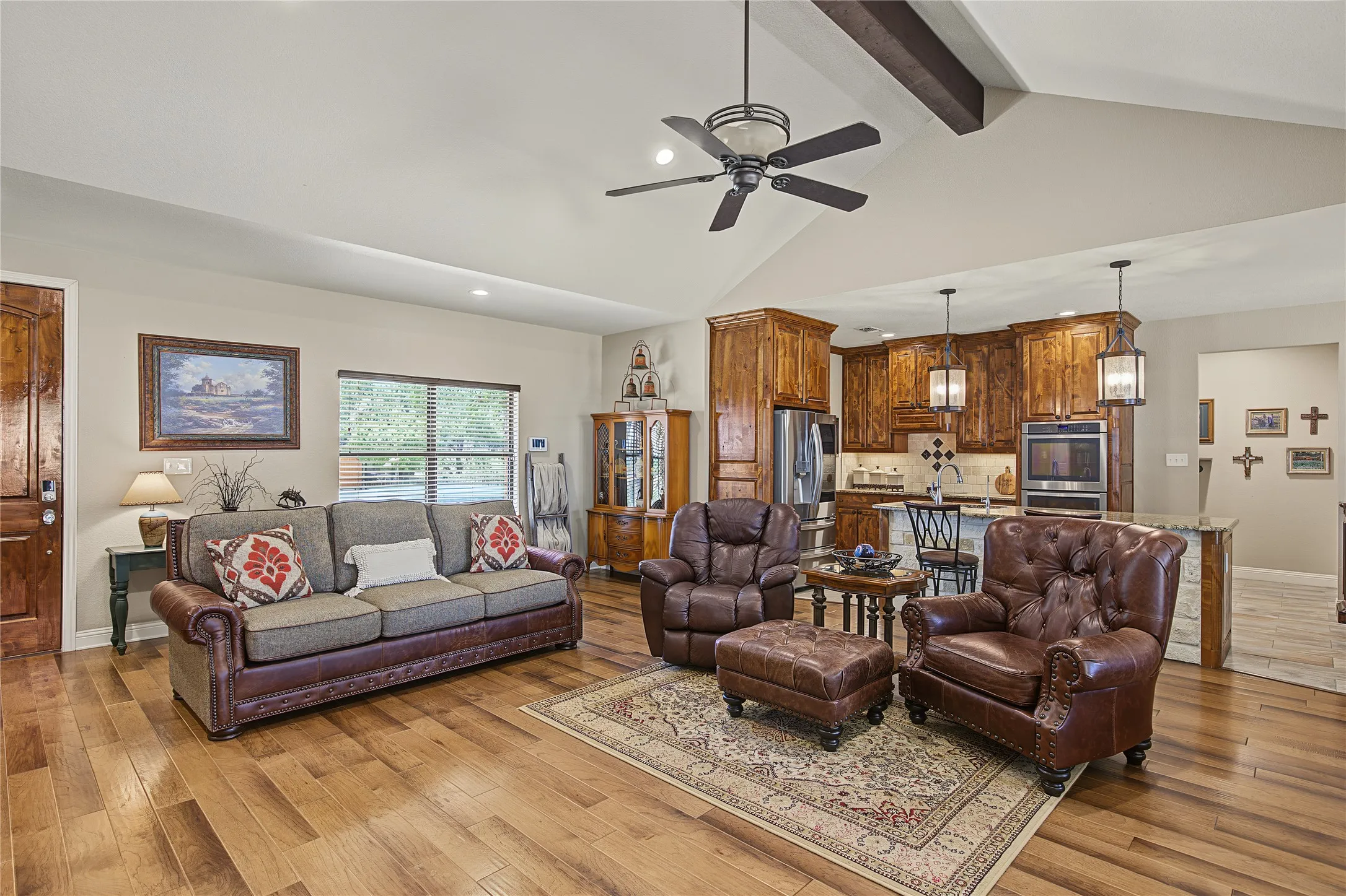 Single Family Residence For Sale in Wise County , 448 County Road 3690, Boyd, Texas 76023, 4 Bedroom, 3 Bathroom, 4 Garage spaces, 2,519 Sqft, built in 2017, mls#21367772, Real Estate Agent in Boyd, Homes For Sale in Wise county, Homes For Sale in Boyd, Realtor in Boyd Texas, Real Estate Brokerage Independent Realty Texas, Luminita Cordes Realtor