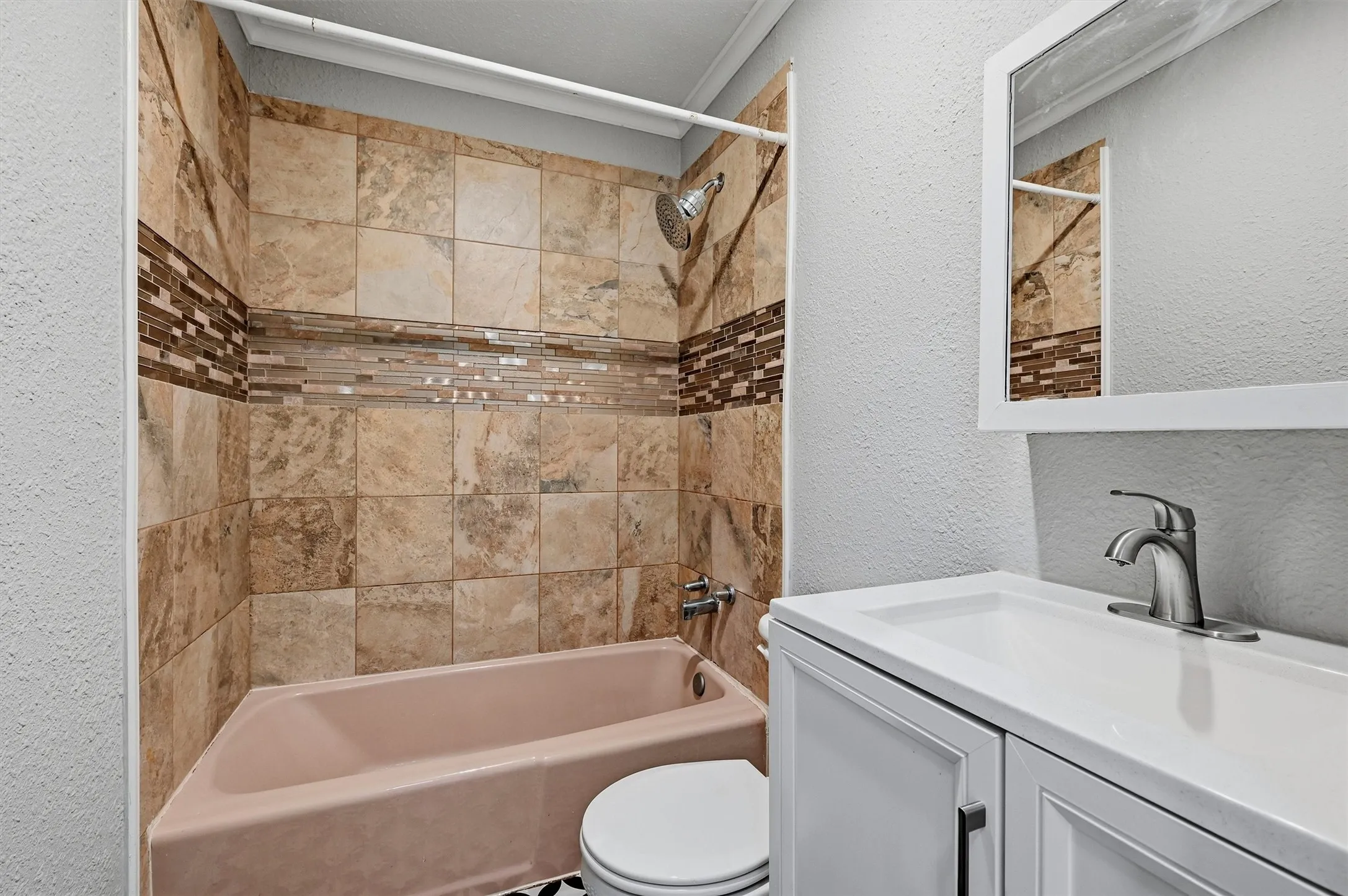 Single Family Residence For Rent in Grayson County , 920 S Lee Avenue, Sherman, Texas 75090, 3 Bedroom, 2 Bathroom, Garage spaces, 1,328 Sqft, built in 1949, mls#21369034, Real Estate Agent in Sherman, Homes For Rent in Grayson county, Homes For Rent in Sherman, Realtor in Sherman Texas, Real Estate Brokerage Independent Realty Texas, Luminita Cordes Realtor