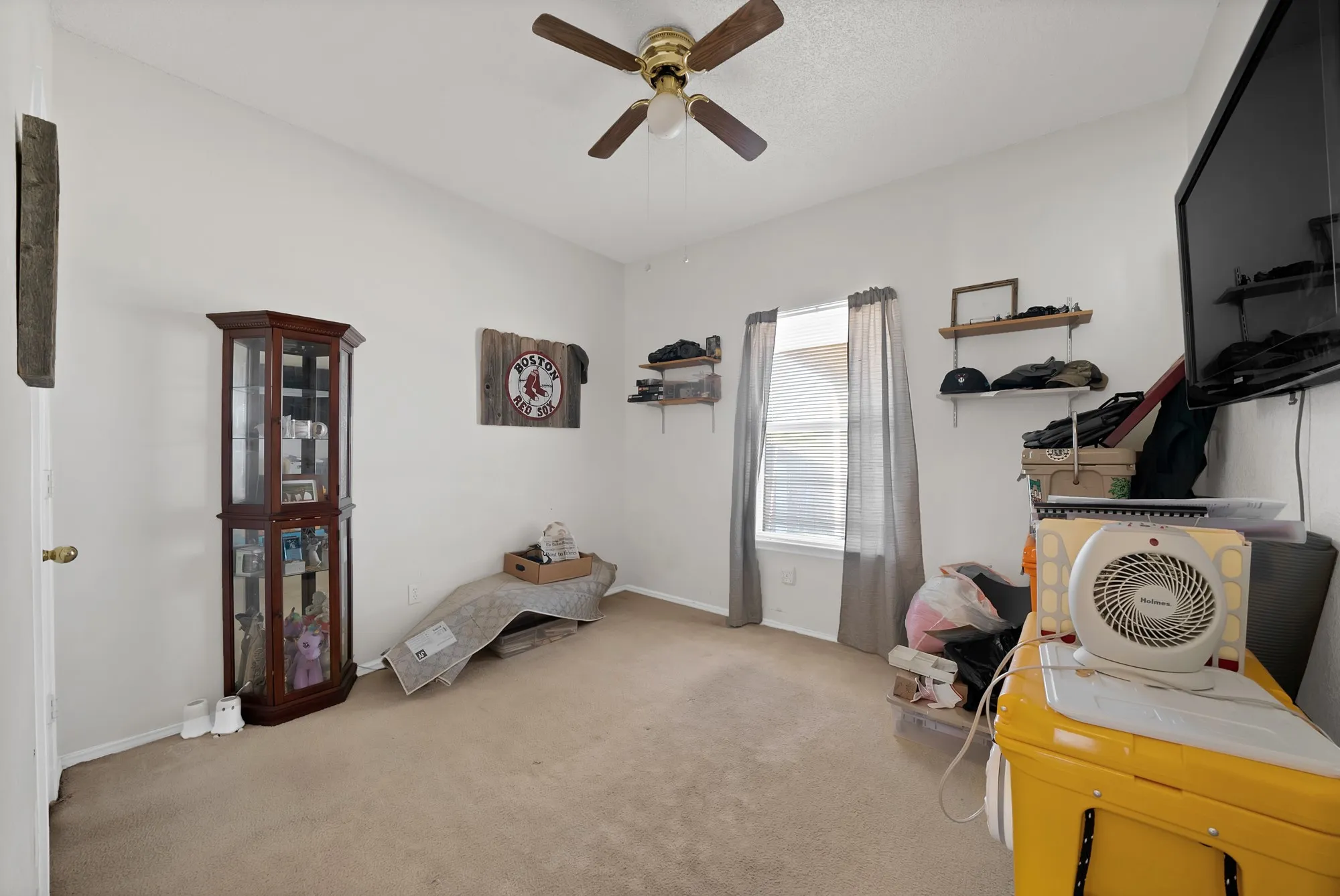 Single Family Residence For Sale in Tarrant County , 4925 Saint Thomas Place, Fort Worth, Texas 76135, 3 Bedroom, 2 Bathroom, 2 Garage spaces, 1,576 Sqft, built in 1992, mls#21368131, Real Estate Agent in Fort Worth, Homes For Sale in Tarrant county, Homes For Sale in Fort Worth, Realtor in Fort Worth Texas, Real Estate Brokerage Independent Realty Texas, Luminita Cordes Realtor