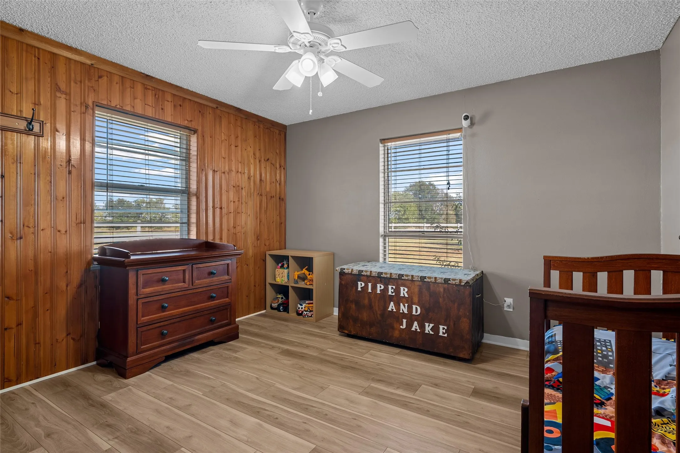 Single Family Residence For Sale in Hill County , 405 FM 308, Mount Calm, Texas 76673, 3 Bedroom, 2 Bathroom, 2 Garage spaces, 1,765 Sqft, built in 1973, mls#21364663, Real Estate Agent in Mount Calm, Homes For Sale in Hill county, Homes For Sale in Mount Calm, Realtor in Mount Calm Texas, Real Estate Brokerage Independent Realty Texas, Luminita Cordes Realtor