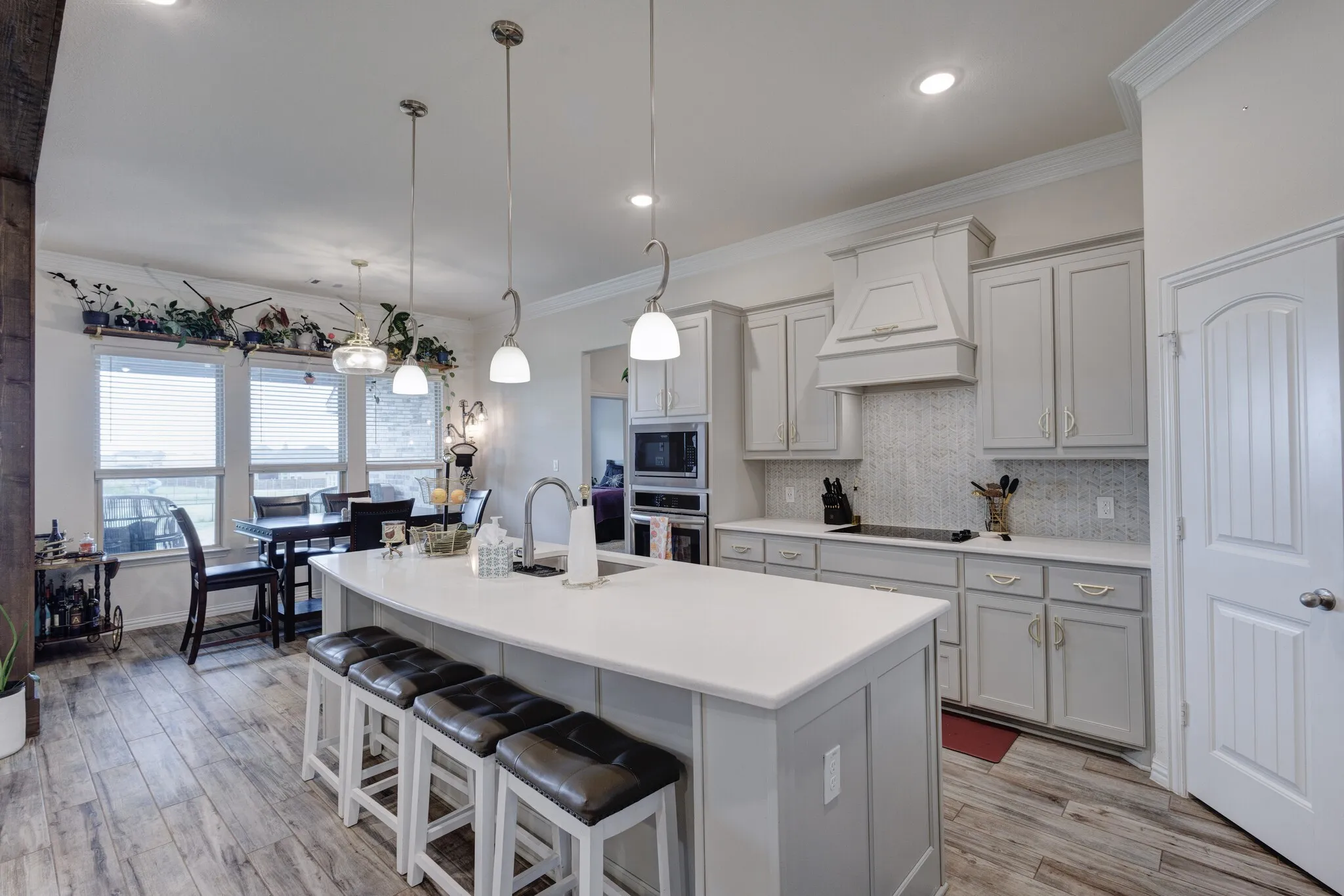 Single Family Residence For Sale in Denton County , 7604 Midway Ridge Trail, Ponder, Texas 76259, 4 Bedroom, 3 Bathroom, 3 Garage spaces, 2,832 Sqft, built in 2021, mls#21369176, Real Estate Agent in Ponder, Homes For Sale in Denton county, Homes For Sale in Ponder, Realtor in Ponder Texas, Real Estate Brokerage Independent Realty Texas, Luminita Cordes Realtor