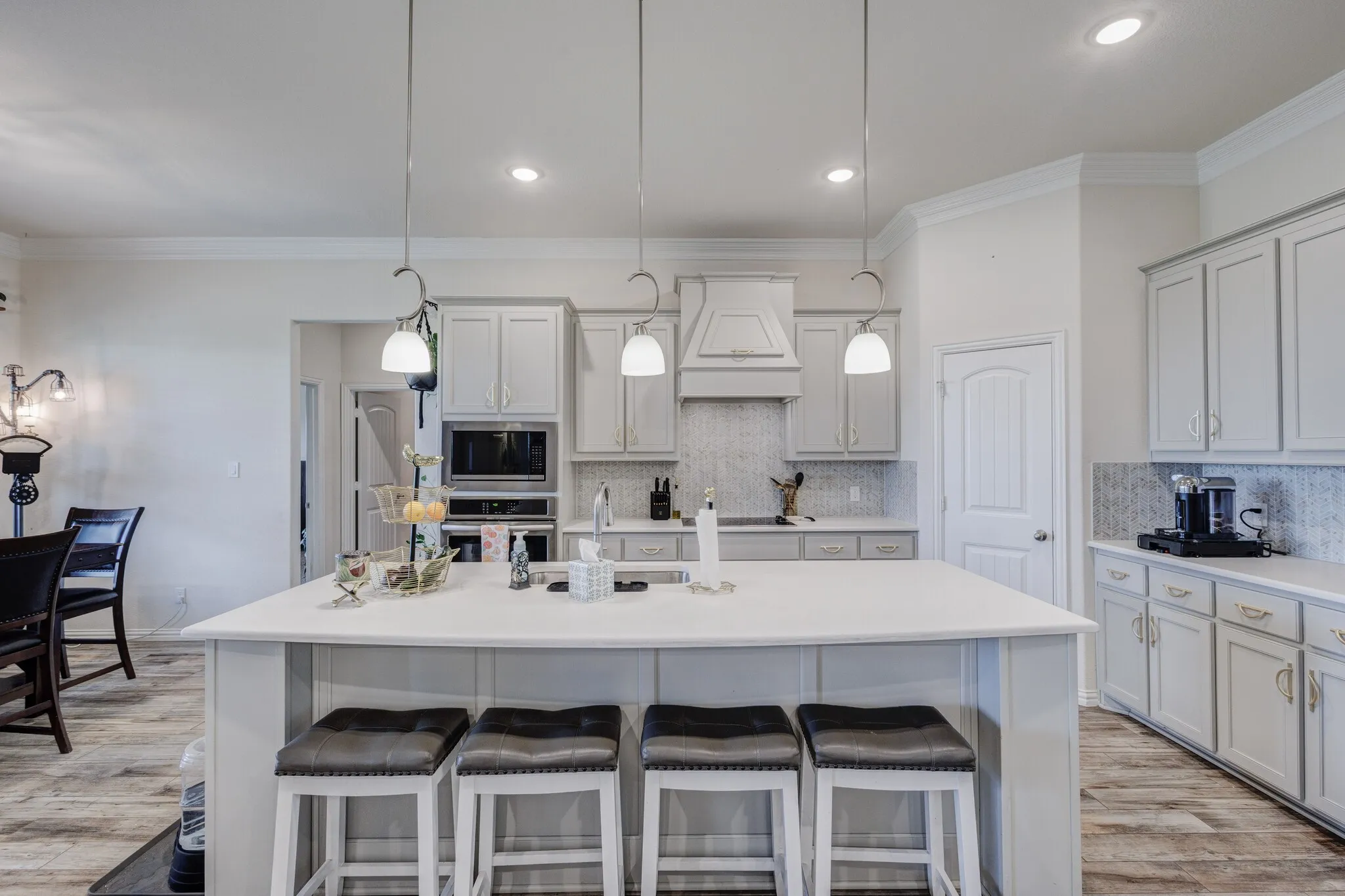 Single Family Residence For Sale in Denton County , 7604 Midway Ridge Trail, Ponder, Texas 76259, 4 Bedroom, 3 Bathroom, 3 Garage spaces, 2,832 Sqft, built in 2021, mls#21369176, Real Estate Agent in Ponder, Homes For Sale in Denton county, Homes For Sale in Ponder, Realtor in Ponder Texas, Real Estate Brokerage Independent Realty Texas, Luminita Cordes Realtor