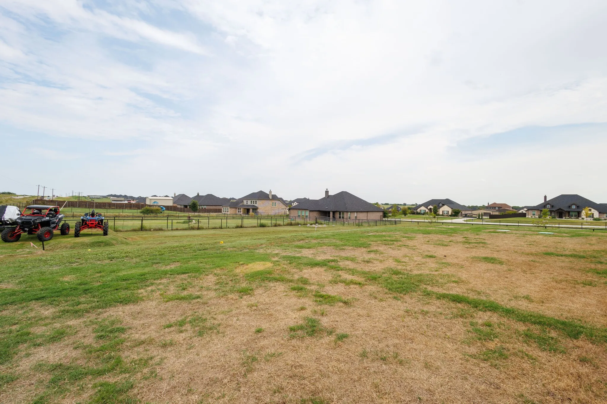 Single Family Residence For Sale in Denton County , 7604 Midway Ridge Trail, Ponder, Texas 76259, 4 Bedroom, 3 Bathroom, 3 Garage spaces, 2,832 Sqft, built in 2021, mls#21369176, Real Estate Agent in Ponder, Homes For Sale in Denton county, Homes For Sale in Ponder, Realtor in Ponder Texas, Real Estate Brokerage Independent Realty Texas, Luminita Cordes Realtor