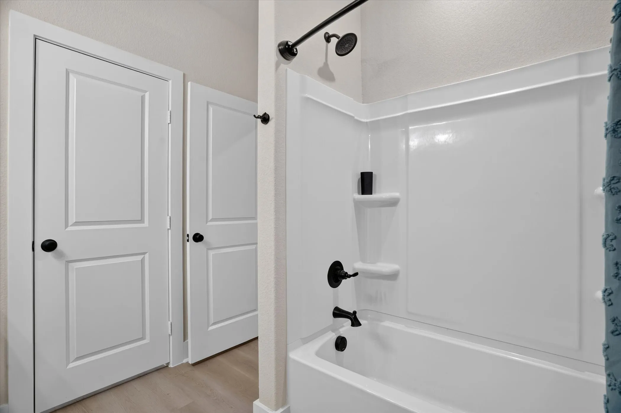 Single Family Residence For Sale in Hood County , 461 Peace Lily Way, Tolar, Texas 76476, 3 Bedroom, 2 Bathroom, 2 Garage spaces, 1,233 Sqft, built in 2025, mls#21368715, Real Estate Agent in Tolar, Homes For Sale in Hood county, Homes For Sale in Tolar, Realtor in Tolar Texas, Real Estate Brokerage Independent Realty Texas, Luminita Cordes Realtor