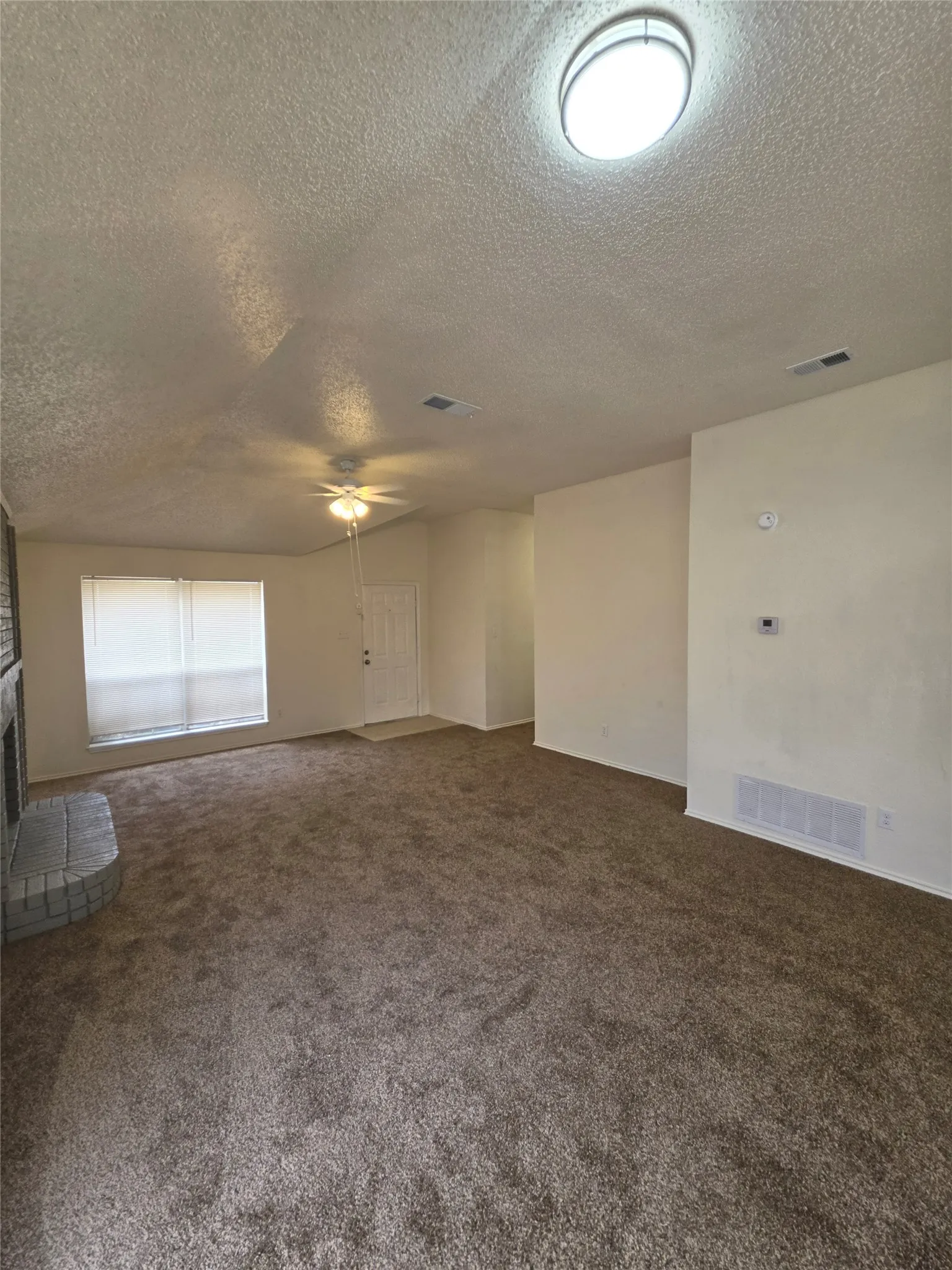 Single Family Residence For Rent in Dallas County , 1105 Rosewood Lane, Lancaster, Texas 75146, 3 Bedroom, 2 Bathroom, 2 Garage spaces, 1,402 Sqft, built in 1989, mls#21369188, Real Estate Agent in Lancaster, Homes For Rent in Dallas county, Homes For Rent in Lancaster, Realtor in Lancaster Texas, Real Estate Brokerage Independent Realty Texas, Luminita Cordes Realtor