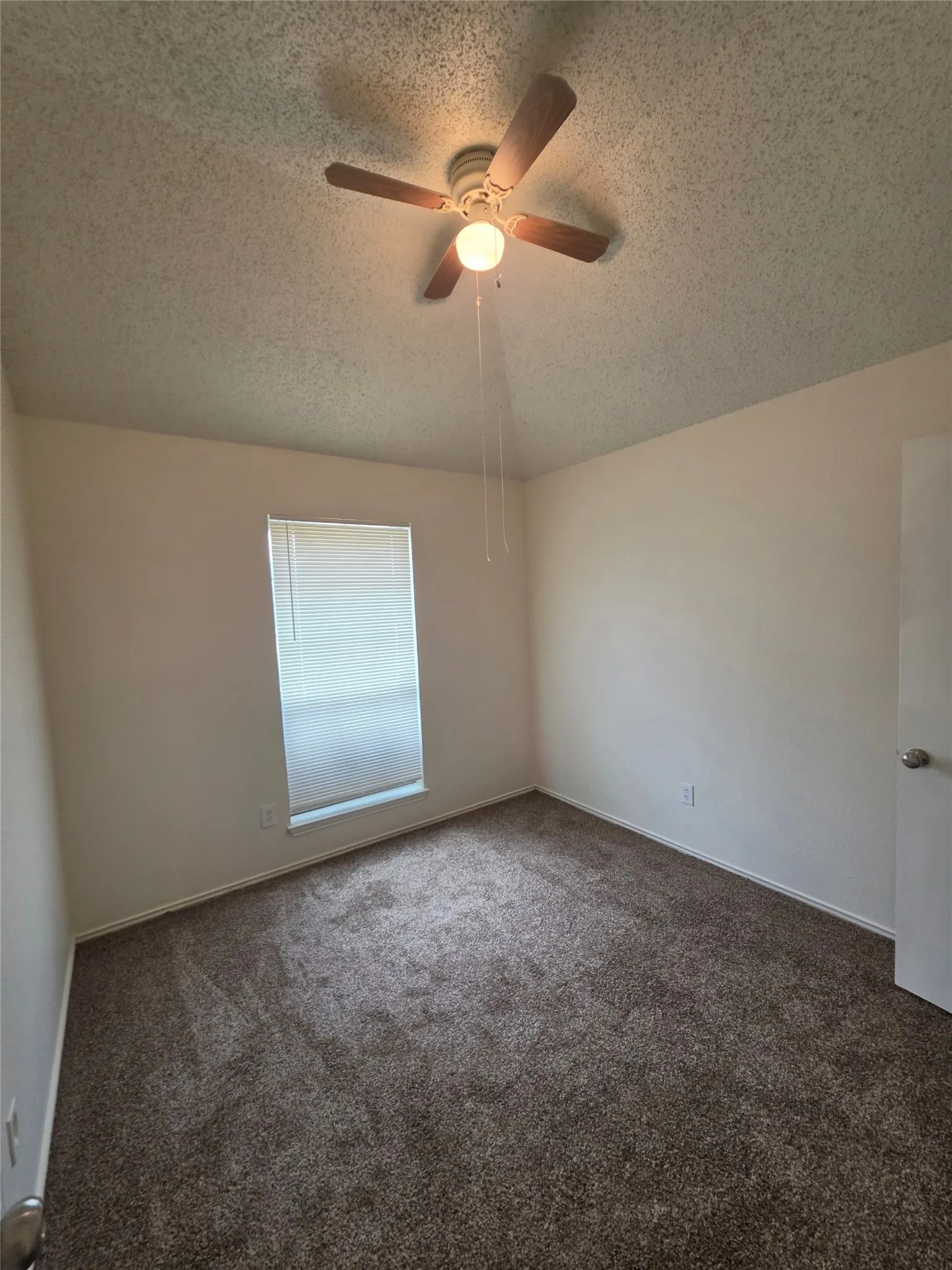 Single Family Residence For Rent in Dallas County , 1105 Rosewood Lane, Lancaster, Texas 75146, 3 Bedroom, 2 Bathroom, 2 Garage spaces, 1,402 Sqft, built in 1989, mls#21369188, Real Estate Agent in Lancaster, Homes For Rent in Dallas county, Homes For Rent in Lancaster, Realtor in Lancaster Texas, Real Estate Brokerage Independent Realty Texas, Luminita Cordes Realtor