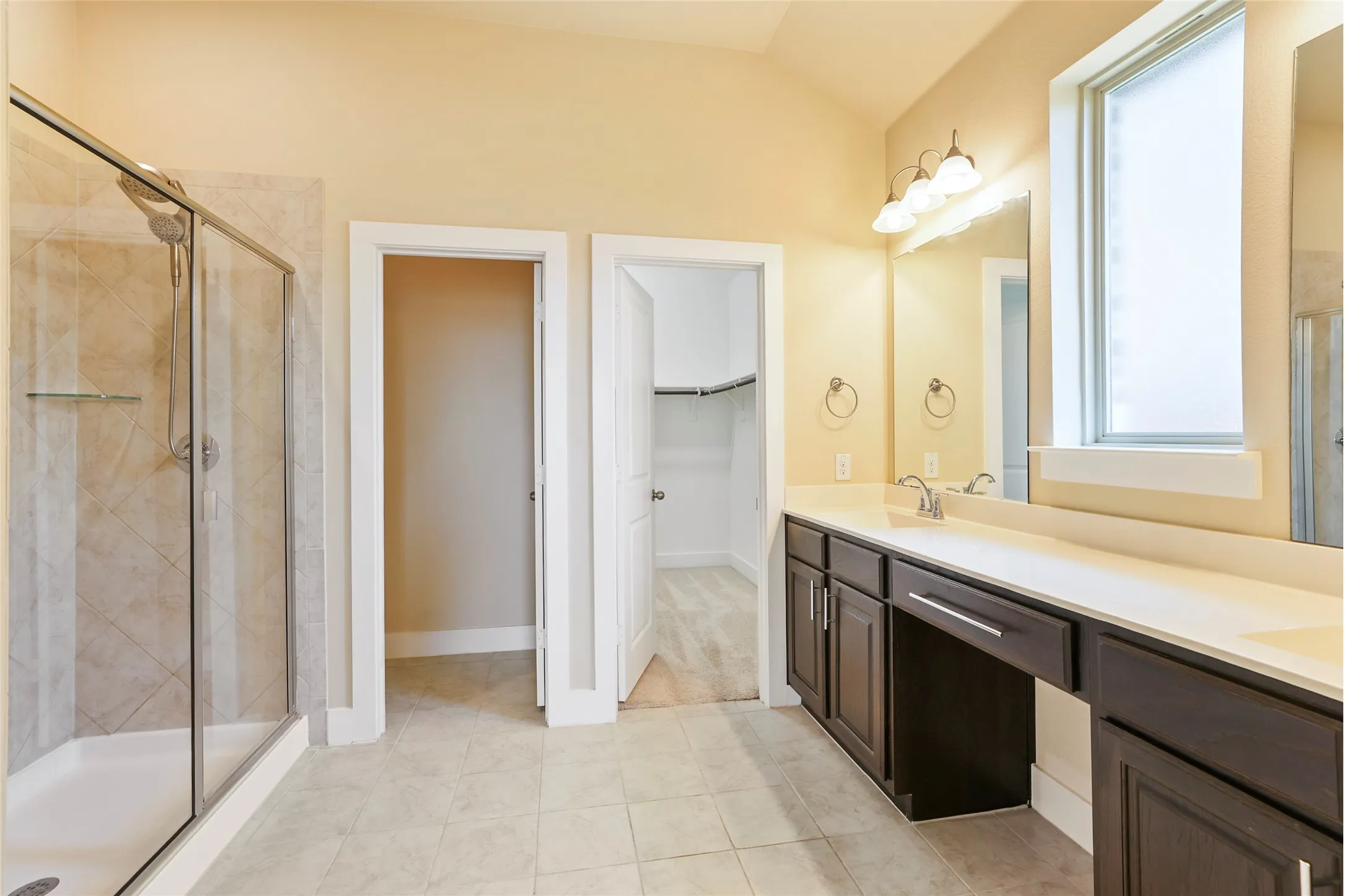 Single Family Residence For Sale in Kaufman County , 1865 Arbor Drive, Forney, Texas 75126, 3 Bedroom, 2 Bathroom, Garage spaces, 2,096 Sqft, built in 2020, mls#21368208, Real Estate Agent in Forney, Homes For Sale in Kaufman county, Homes For Sale in Forney, Realtor in Forney Texas, Real Estate Brokerage Independent Realty Texas, Luminita Cordes Realtor