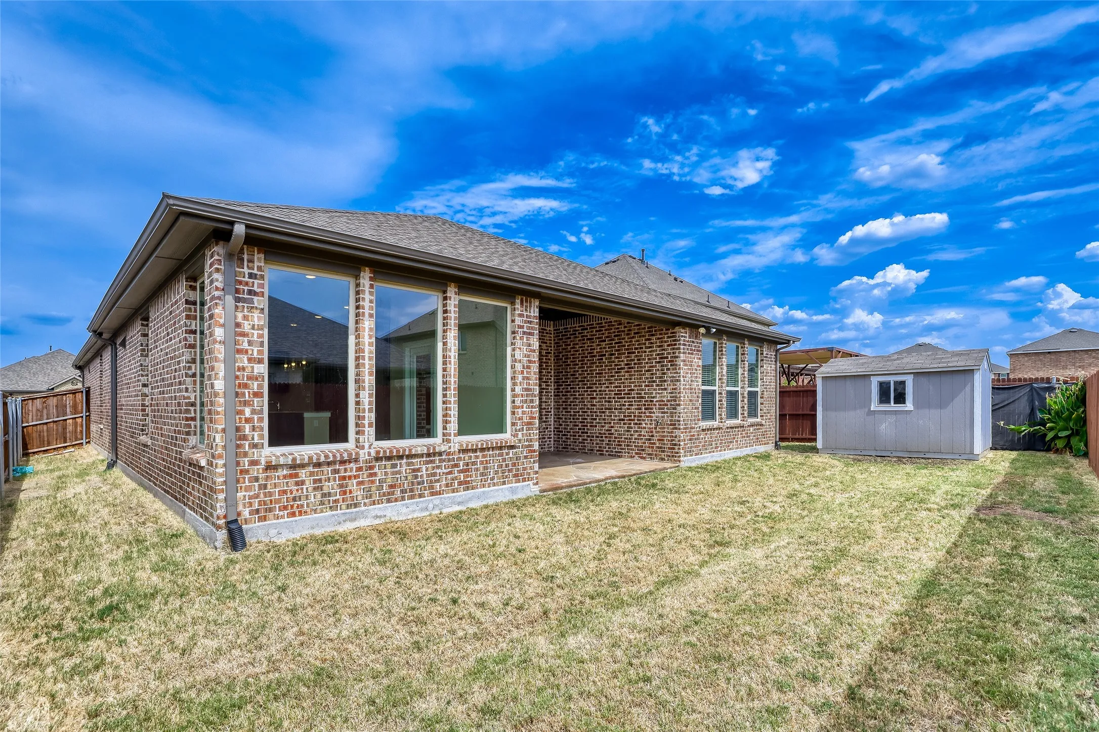 Single Family Residence For Sale in Kaufman County , 1865 Arbor Drive, Forney, Texas 75126, 3 Bedroom, 2 Bathroom, Garage spaces, 2,096 Sqft, built in 2020, mls#21368208, Real Estate Agent in Forney, Homes For Sale in Kaufman county, Homes For Sale in Forney, Realtor in Forney Texas, Real Estate Brokerage Independent Realty Texas, Luminita Cordes Realtor