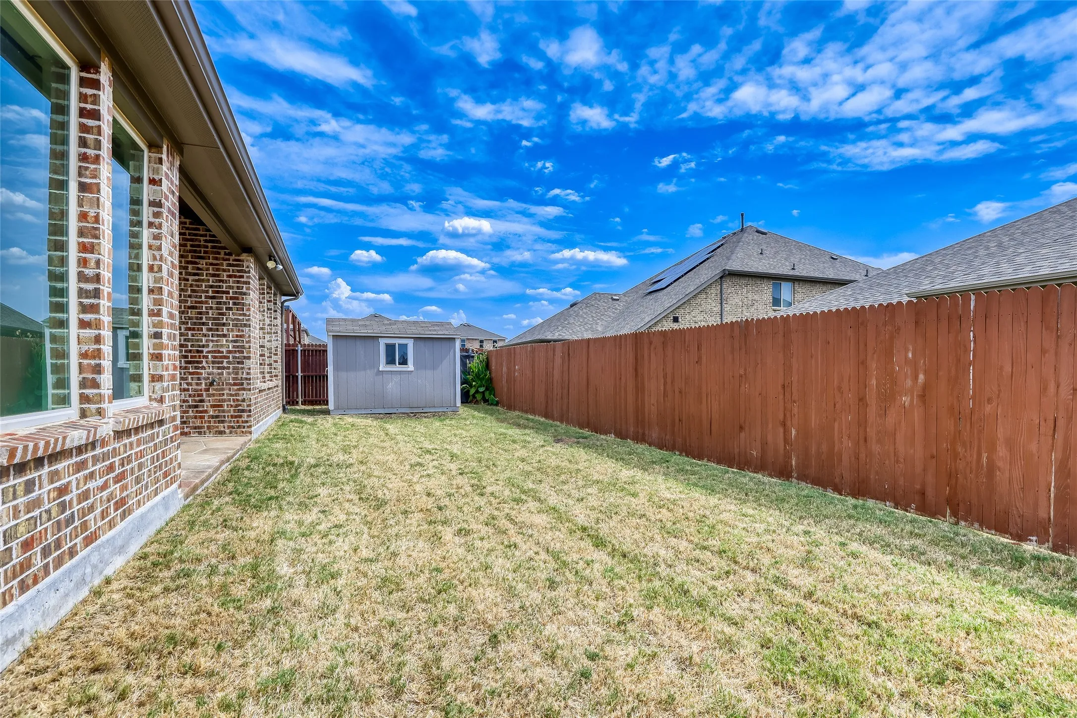 Single Family Residence For Sale in Kaufman County , 1865 Arbor Drive, Forney, Texas 75126, 3 Bedroom, 2 Bathroom, Garage spaces, 2,096 Sqft, built in 2020, mls#21368208, Real Estate Agent in Forney, Homes For Sale in Kaufman county, Homes For Sale in Forney, Realtor in Forney Texas, Real Estate Brokerage Independent Realty Texas, Luminita Cordes Realtor
