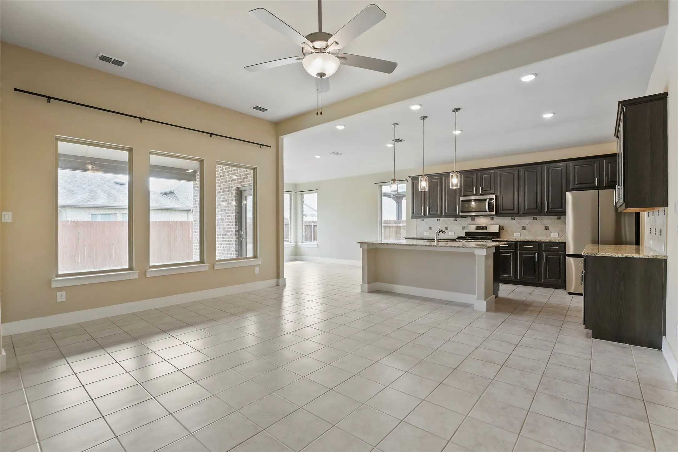 Single Family Residence For Sale in Kaufman County , 1865 Arbor Drive, Forney, Texas 75126, 3 Bedroom, 2 Bathroom, Garage spaces, 2,096 Sqft, built in 2020, mls#21368208, Real Estate Agent in Forney, Homes For Sale in Kaufman county, Homes For Sale in Forney, Realtor in Forney Texas, Real Estate Brokerage Independent Realty Texas, Luminita Cordes Realtor