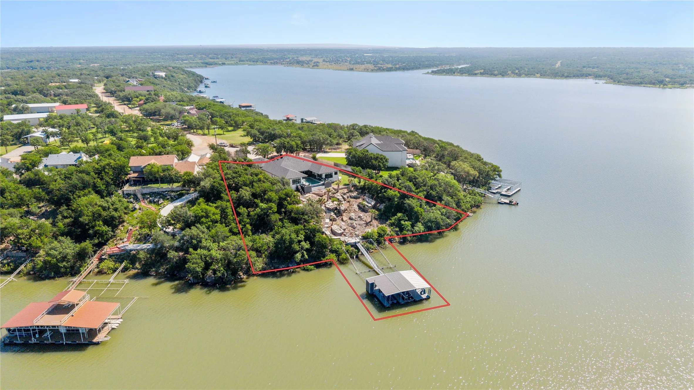Single Family Residence For Sale in Brown County , 582 Oak Point Drive, May, Texas 76857, 5 Bedroom, 5 Bathroom, 2 Garage spaces, 4,445 Sqft, built in 2022, mls#21369193, Real Estate Agent in May, Homes For Sale in Brown county, Homes For Sale in May, Realtor in May Texas, Real Estate Brokerage Independent Realty Texas, Luminita Cordes Realtor