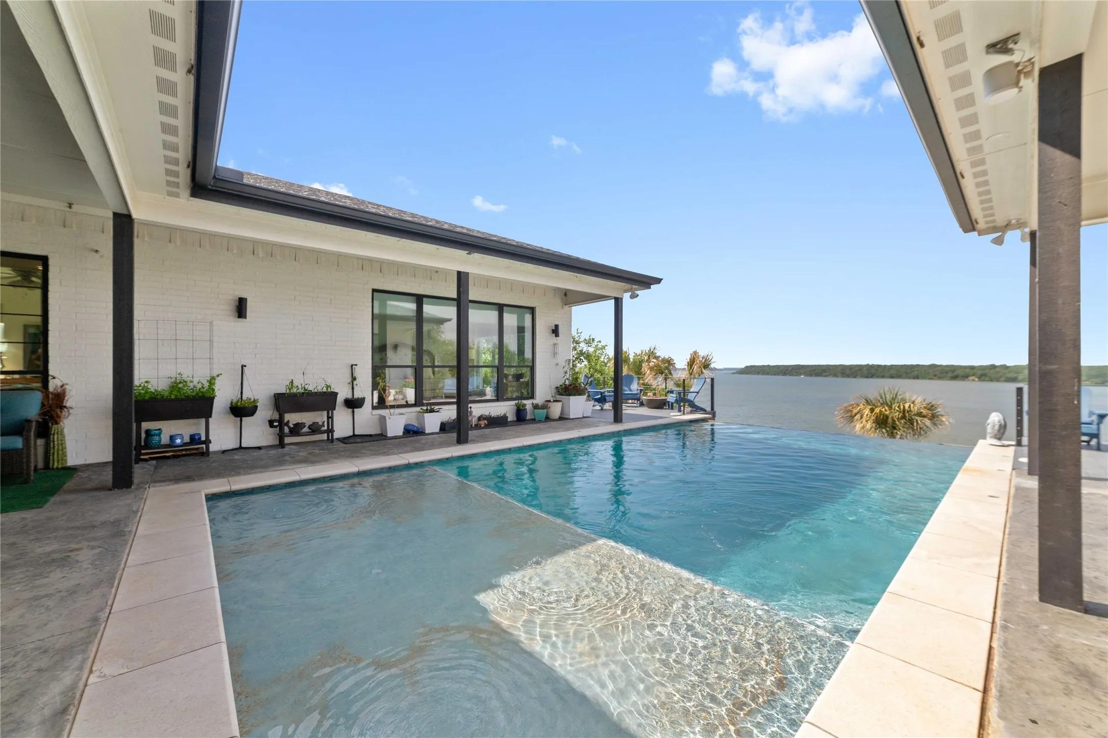 Single Family Residence For Sale in Brown County , 582 Oak Point Drive, May, Texas 76857, 5 Bedroom, 5 Bathroom, 2 Garage spaces, 4,445 Sqft, built in 2022, mls#21369193, Real Estate Agent in May, Homes For Sale in Brown county, Homes For Sale in May, Realtor in May Texas, Real Estate Brokerage Independent Realty Texas, Luminita Cordes Realtor