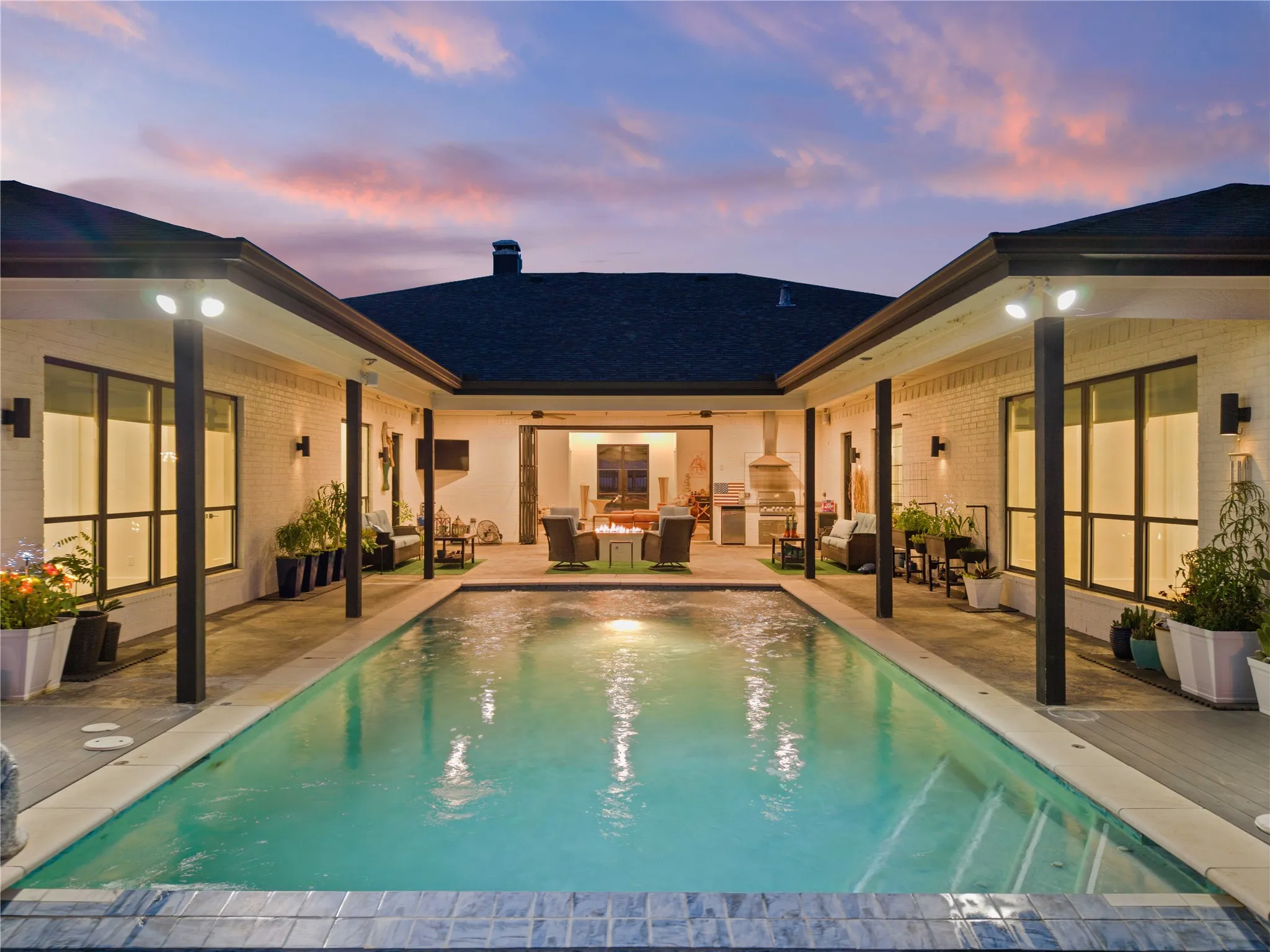 Single Family Residence For Sale in Brown County , 582 Oak Point Drive, May, Texas 76857, 5 Bedroom, 5 Bathroom, 2 Garage spaces, 4,445 Sqft, built in 2022, mls#21369193, Real Estate Agent in May, Homes For Sale in Brown county, Homes For Sale in May, Realtor in May Texas, Real Estate Brokerage Independent Realty Texas, Luminita Cordes Realtor