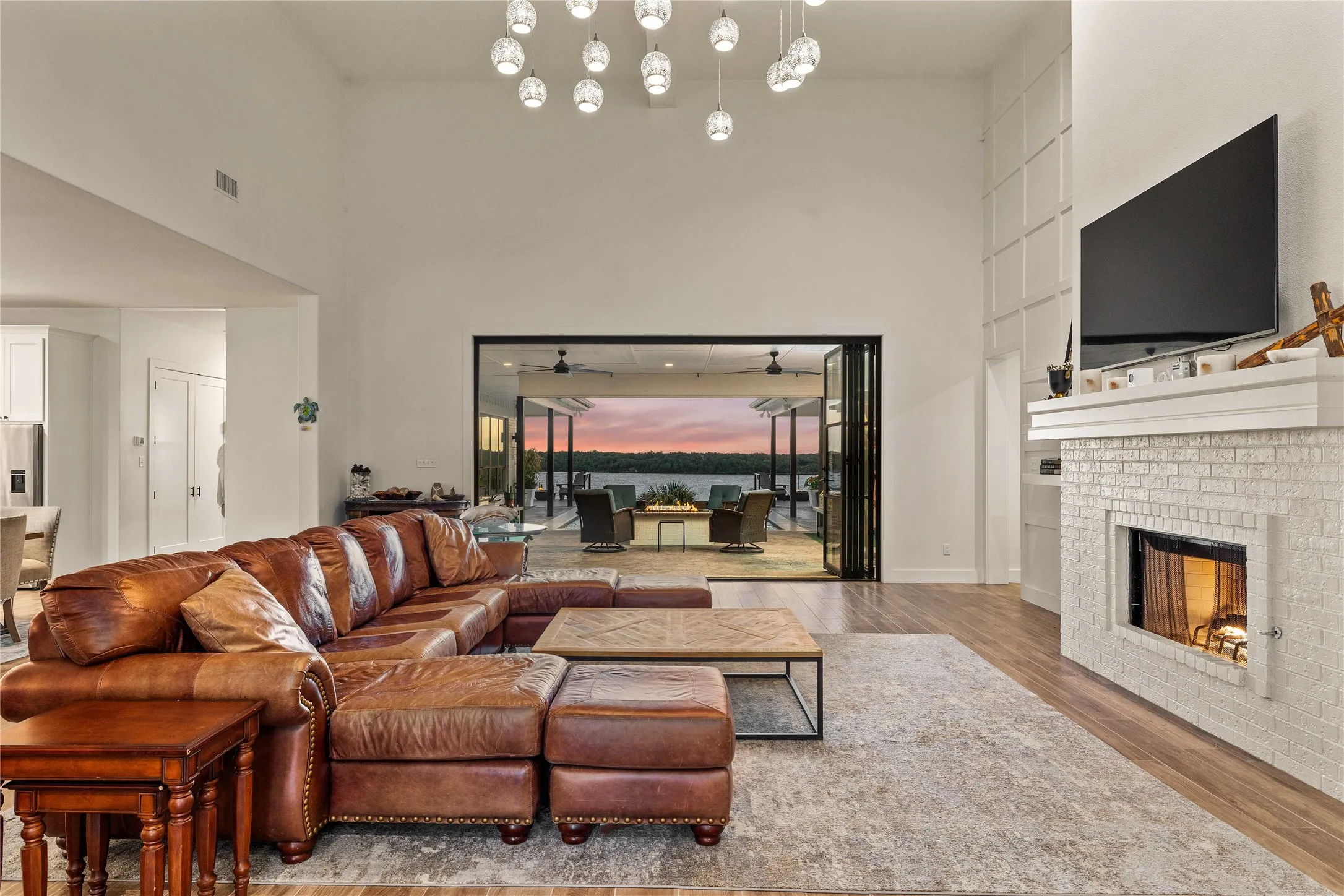 Single Family Residence For Sale in Brown County , 582 Oak Point Drive, May, Texas 76857, 5 Bedroom, 5 Bathroom, 2 Garage spaces, 4,445 Sqft, built in 2022, mls#21369193, Real Estate Agent in May, Homes For Sale in Brown county, Homes For Sale in May, Realtor in May Texas, Real Estate Brokerage Independent Realty Texas, Luminita Cordes Realtor