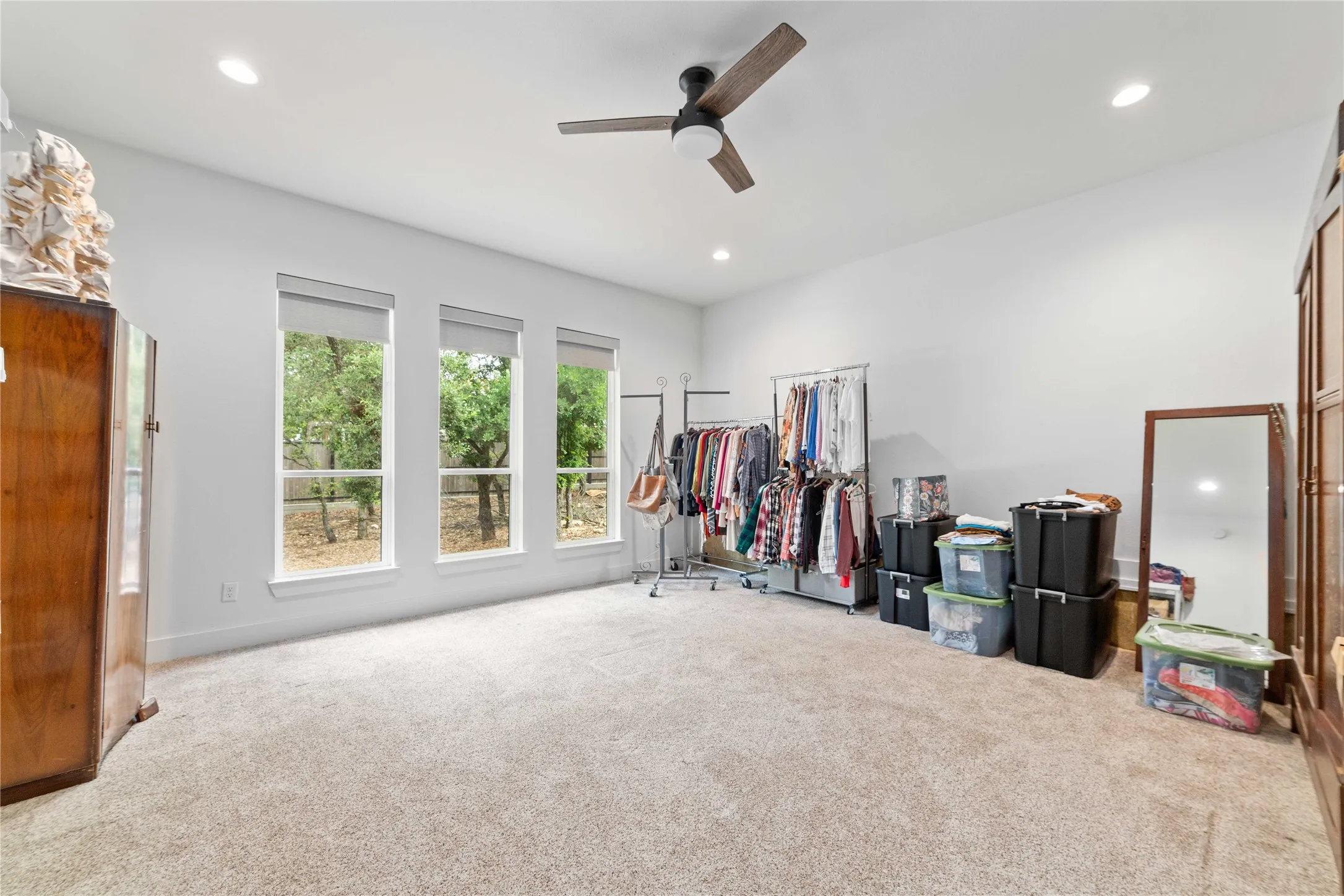 Single Family Residence For Sale in Brown County , 582 Oak Point Drive, May, Texas 76857, 5 Bedroom, 5 Bathroom, 2 Garage spaces, 4,445 Sqft, built in 2022, mls#21369193, Real Estate Agent in May, Homes For Sale in Brown county, Homes For Sale in May, Realtor in May Texas, Real Estate Brokerage Independent Realty Texas, Luminita Cordes Realtor