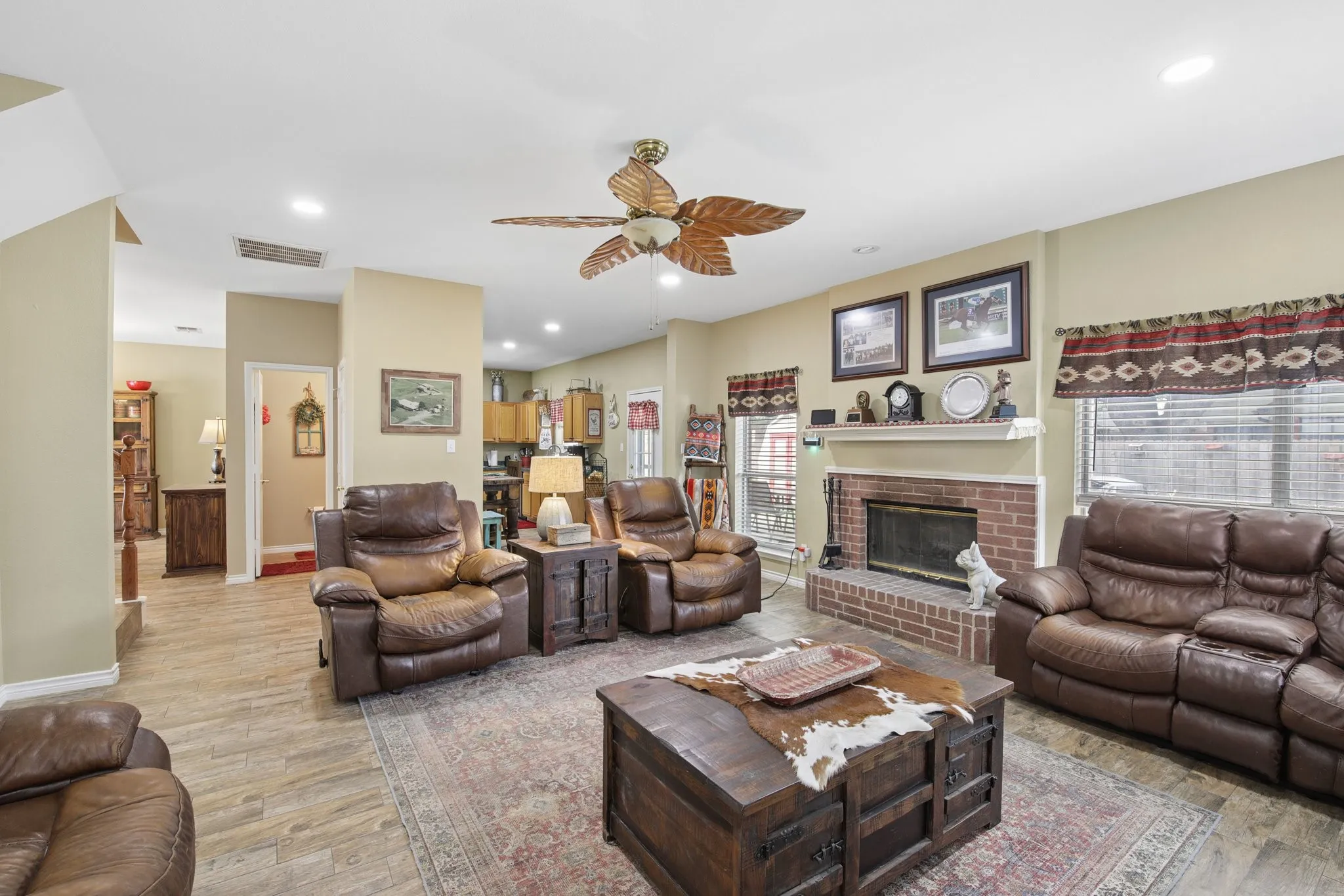 Single Family Residence For Sale in Tarrant County , 3039 Bosswood Court, Grand Prairie, Texas 75052, 4 Bedroom, 3 Bathroom, 2 Garage spaces, 1,984 Sqft, built in 2000, mls#21368002, Real Estate Agent in Grand Prairie, Homes For Sale in Tarrant county, Homes For Sale in Grand Prairie, Realtor in Grand Prairie Texas, Real Estate Brokerage Independent Realty Texas, Luminita Cordes Realtor