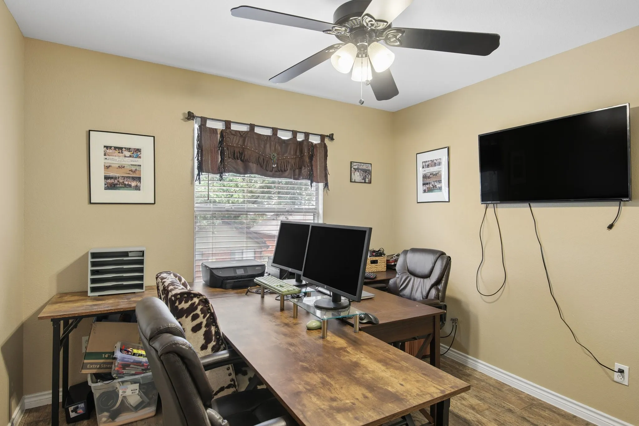 Single Family Residence For Sale in Tarrant County , 3039 Bosswood Court, Grand Prairie, Texas 75052, 4 Bedroom, 3 Bathroom, 2 Garage spaces, 1,984 Sqft, built in 2000, mls#21368002, Real Estate Agent in Grand Prairie, Homes For Sale in Tarrant county, Homes For Sale in Grand Prairie, Realtor in Grand Prairie Texas, Real Estate Brokerage Independent Realty Texas, Luminita Cordes Realtor
