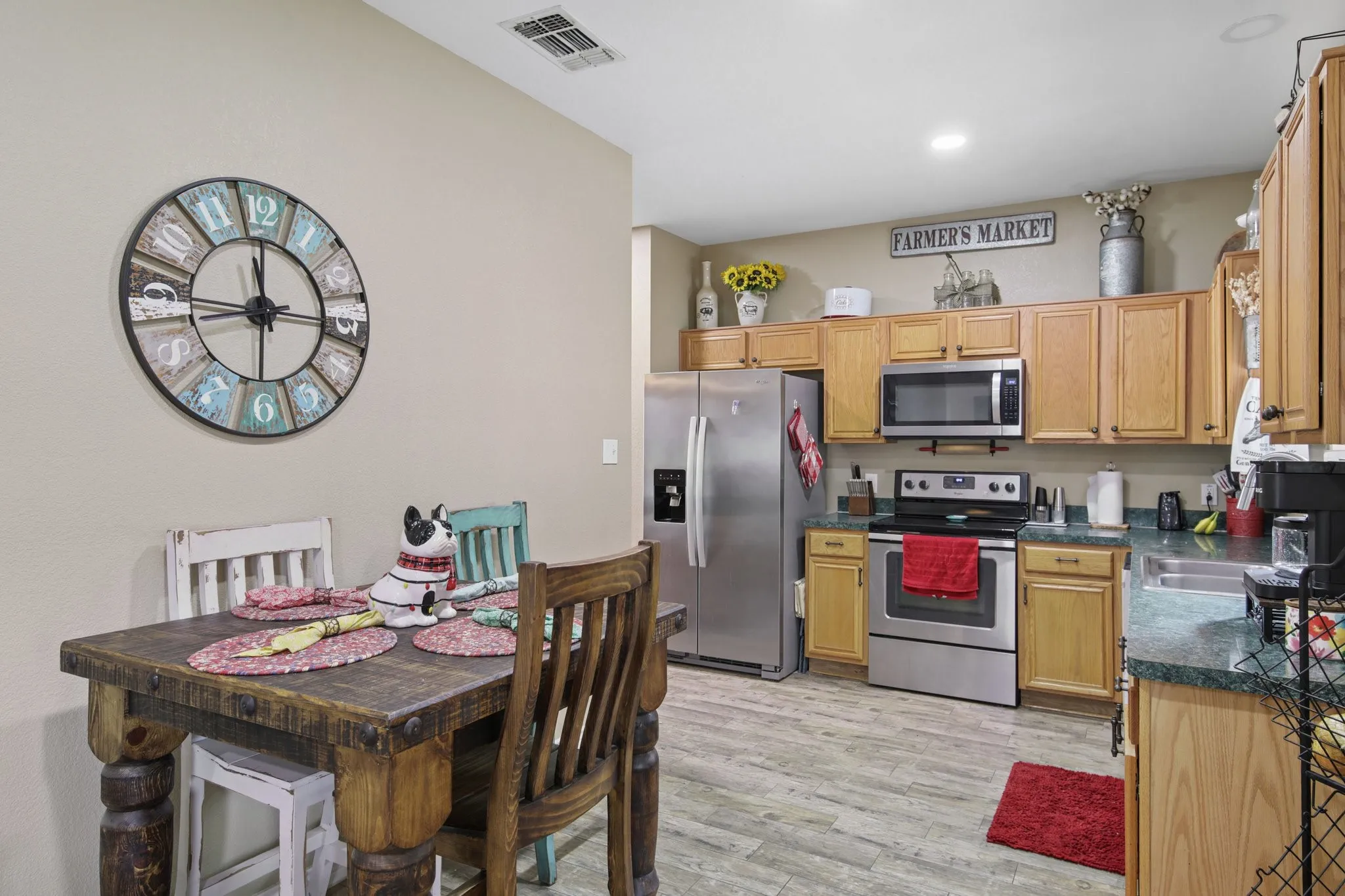 Single Family Residence For Sale in Tarrant County , 3039 Bosswood Court, Grand Prairie, Texas 75052, 4 Bedroom, 3 Bathroom, 2 Garage spaces, 1,984 Sqft, built in 2000, mls#21368002, Real Estate Agent in Grand Prairie, Homes For Sale in Tarrant county, Homes For Sale in Grand Prairie, Realtor in Grand Prairie Texas, Real Estate Brokerage Independent Realty Texas, Luminita Cordes Realtor
