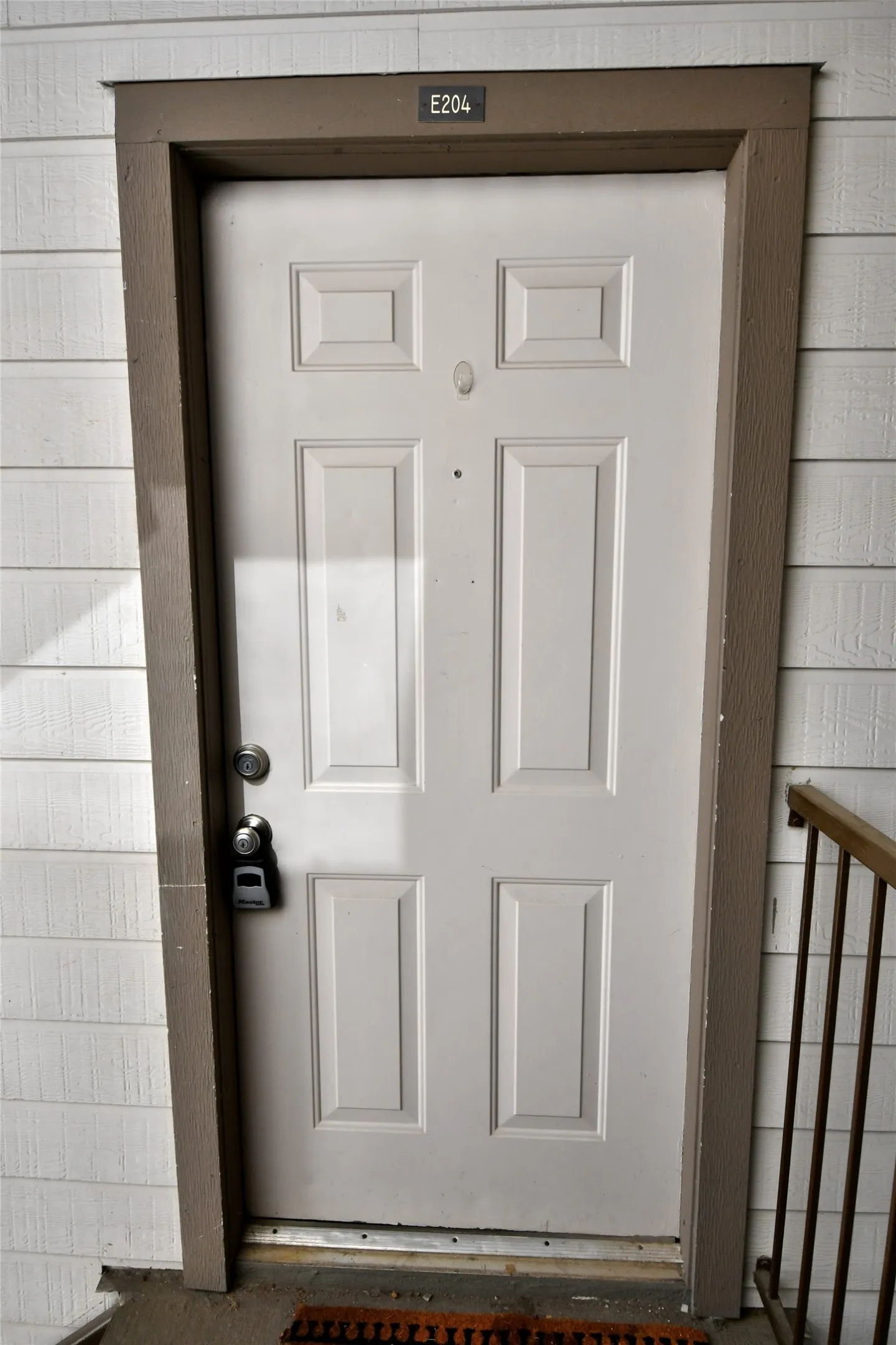 Condominium For Rent in Tarrant County , 3121 Sondra Drive 204, Fort Worth, Texas 76107, 2 Bedroom, 2 Bathroom, Garage spaces, 929 Sqft, built in 1983, mls#21369195, Real Estate Agent in Fort Worth, Homes For Rent in Tarrant county, Homes For Rent in Fort Worth, Realtor in Fort Worth Texas, Real Estate Brokerage Independent Realty Texas, Luminita Cordes Realtor