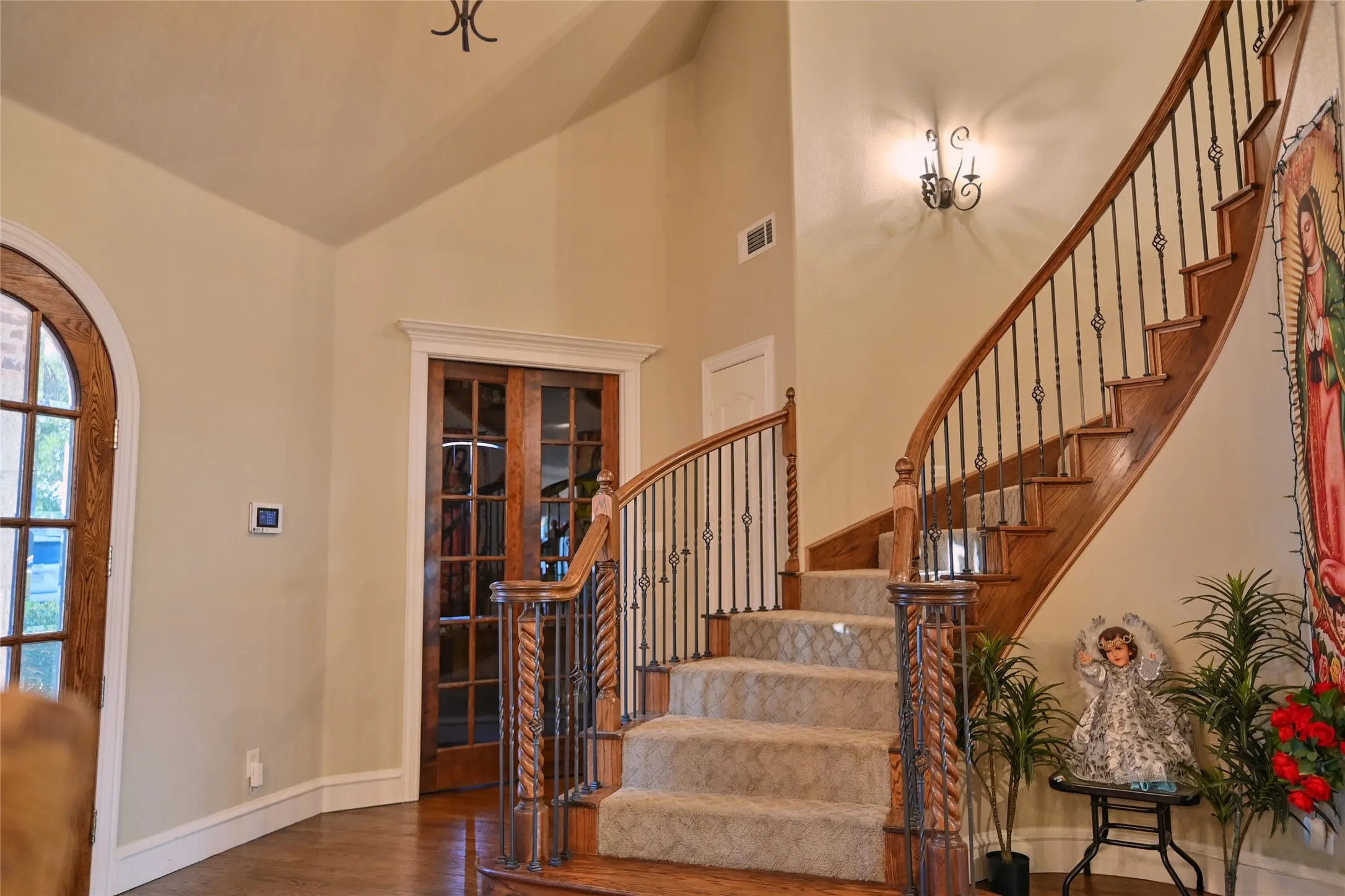 Single Family Residence For Sale in Kaufman County , 11012 Helms Trail, Forney, Texas 75126, 4 Bedroom, 5 Bathroom, 3 Garage spaces, 4,127 Sqft, built in 2002, mls#21369202, Real Estate Agent in Forney, Homes For Sale in Kaufman county, Homes For Sale in Forney, Realtor in Forney Texas, Real Estate Brokerage Independent Realty Texas, Luminita Cordes Realtor