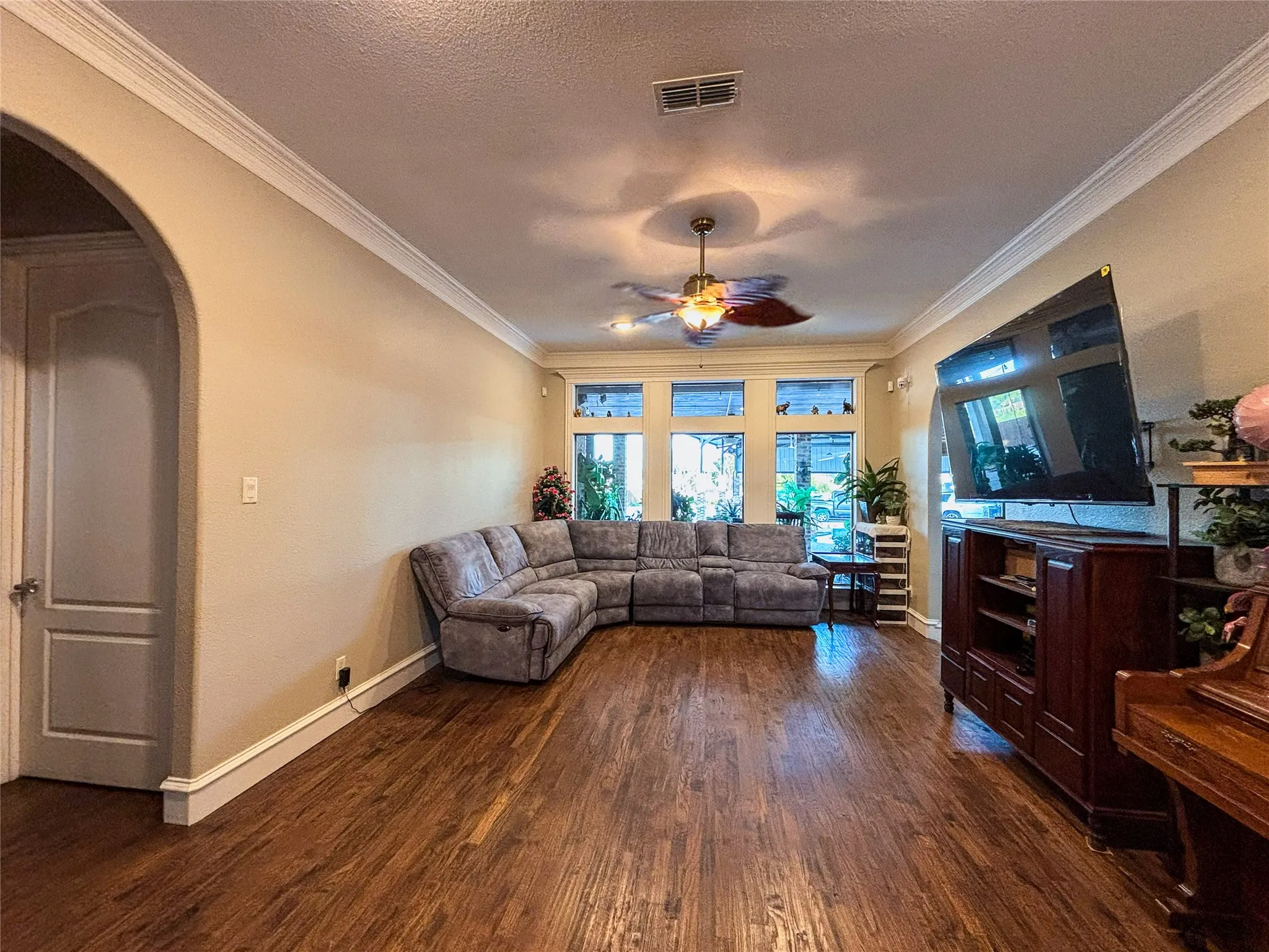 Single Family Residence For Sale in Kaufman County , 11012 Helms Trail, Forney, Texas 75126, 4 Bedroom, 5 Bathroom, 3 Garage spaces, 4,127 Sqft, built in 2002, mls#21369202, Real Estate Agent in Forney, Homes For Sale in Kaufman county, Homes For Sale in Forney, Realtor in Forney Texas, Real Estate Brokerage Independent Realty Texas, Luminita Cordes Realtor
