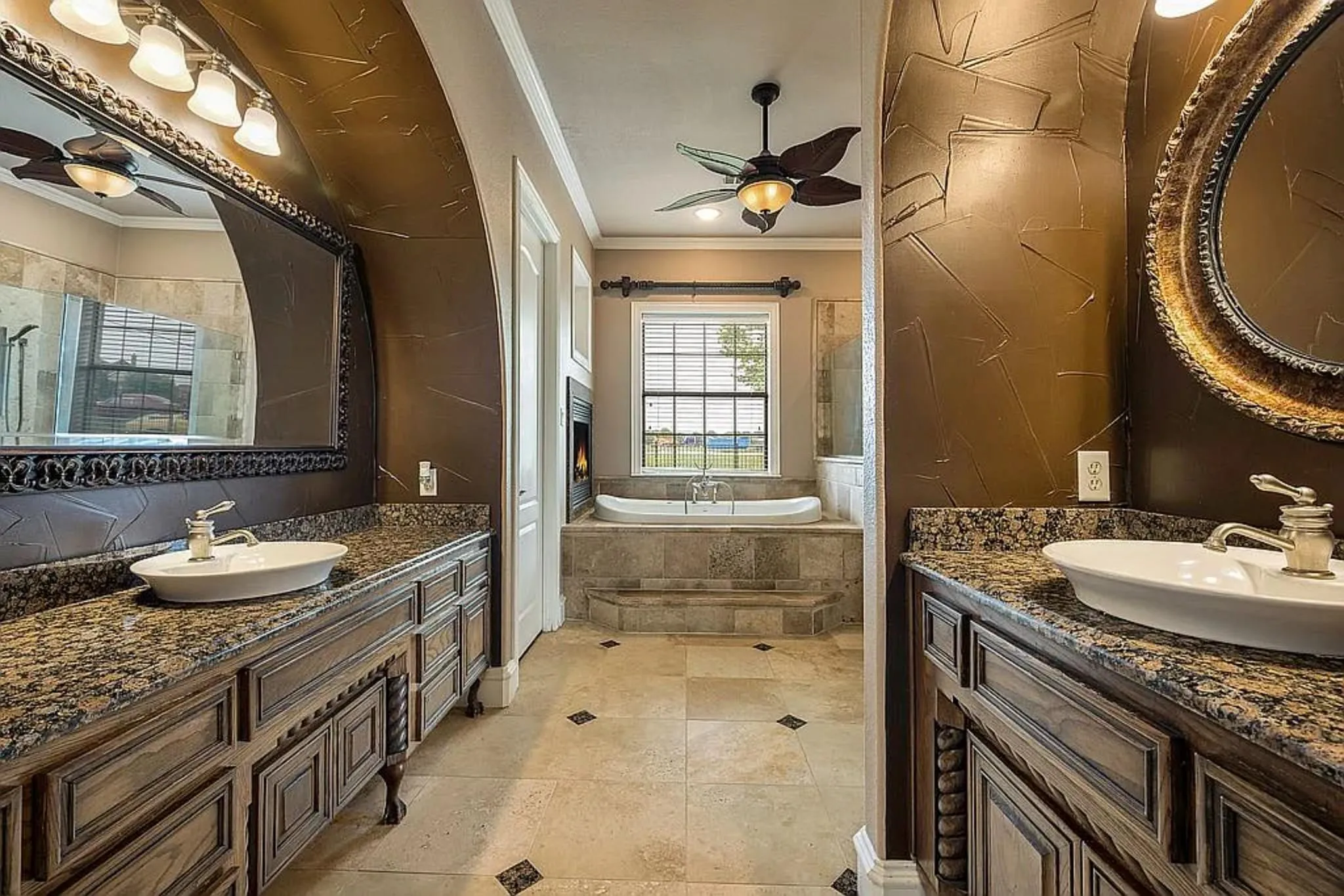 Single Family Residence For Sale in Kaufman County , 11012 Helms Trail, Forney, Texas 75126, 4 Bedroom, 5 Bathroom, 3 Garage spaces, 4,127 Sqft, built in 2002, mls#21369202, Real Estate Agent in Forney, Homes For Sale in Kaufman county, Homes For Sale in Forney, Realtor in Forney Texas, Real Estate Brokerage Independent Realty Texas, Luminita Cordes Realtor