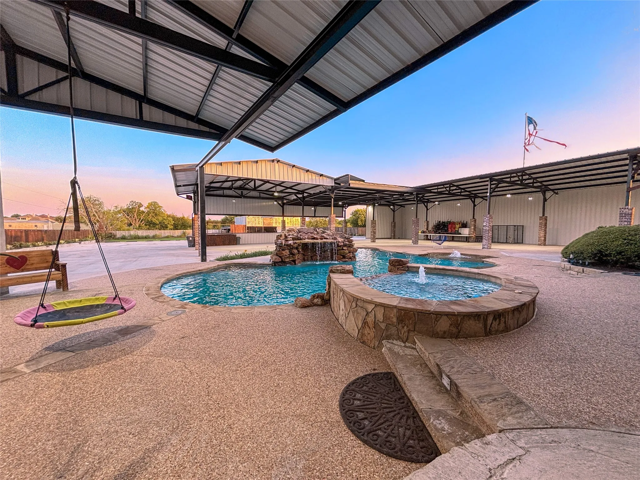 Single Family Residence For Sale in Kaufman County , 11012 Helms Trail, Forney, Texas 75126, 4 Bedroom, 5 Bathroom, 3 Garage spaces, 4,127 Sqft, built in 2002, mls#21369202, Real Estate Agent in Forney, Homes For Sale in Kaufman county, Homes For Sale in Forney, Realtor in Forney Texas, Real Estate Brokerage Independent Realty Texas, Luminita Cordes Realtor