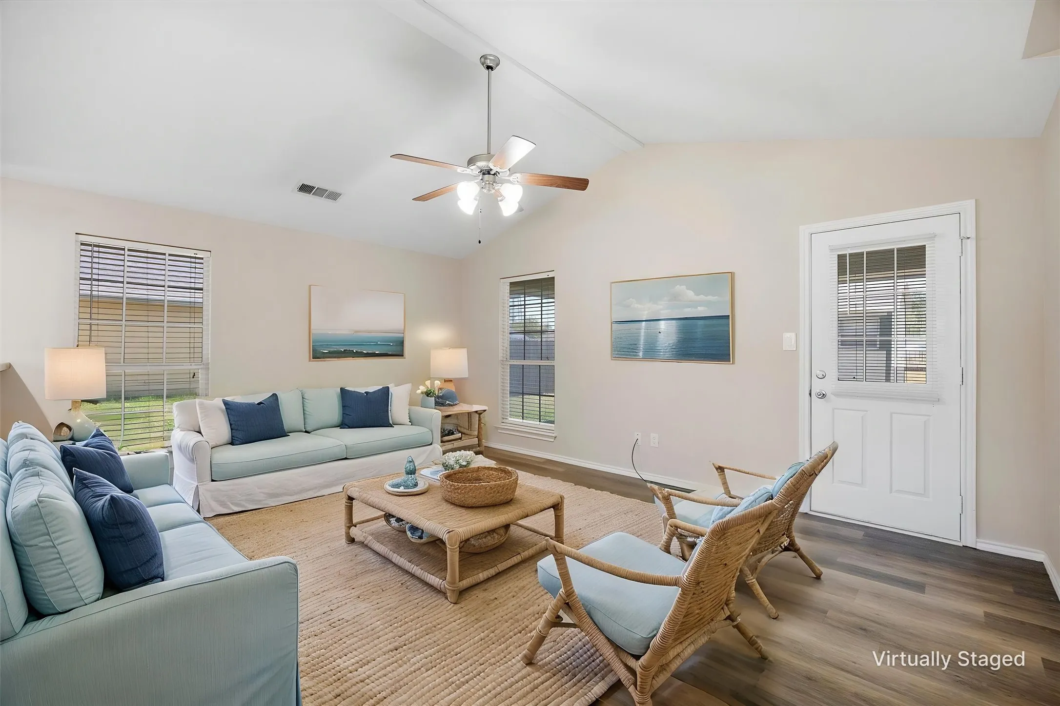 Single Family Residence For Sale in Collin County , 107 W Hubbard Road, Josephine, Texas 75173, 3 Bedroom, 2 Bathroom, 2 Garage spaces, 1,306 Sqft, built in 2005, mls#21369209, Real Estate Agent in Josephine, Homes For Sale in Collin county, Homes For Sale in Josephine, Realtor in Josephine Texas, Real Estate Brokerage Independent Realty Texas, Luminita Cordes Realtor