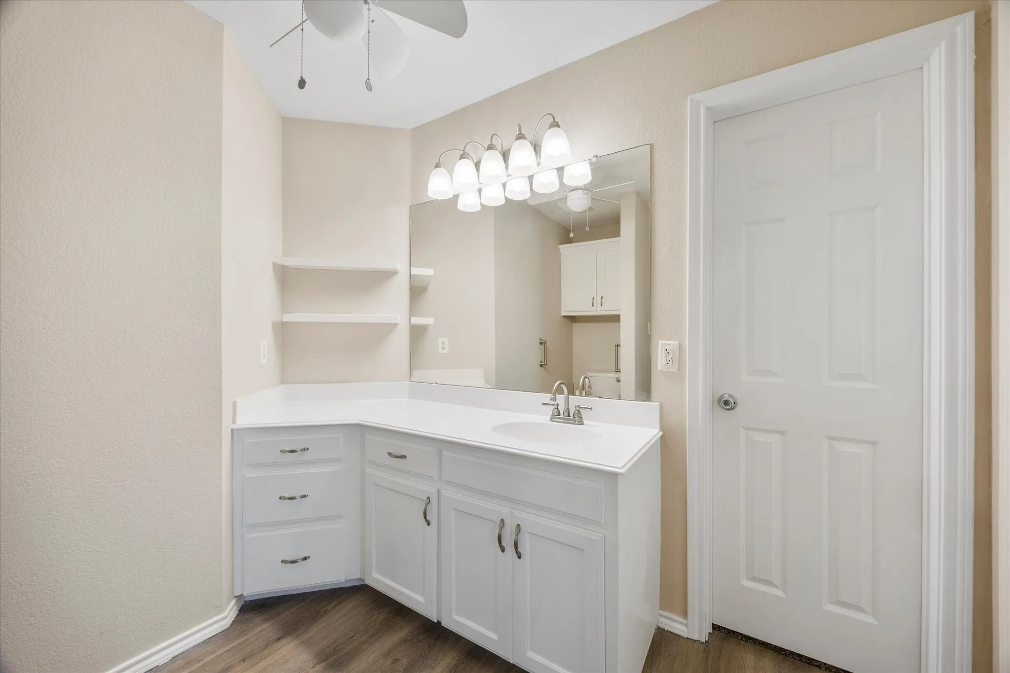 Single Family Residence For Sale in Collin County , 107 W Hubbard Road, Josephine, Texas 75173, 3 Bedroom, 2 Bathroom, 2 Garage spaces, 1,306 Sqft, built in 2005, mls#21369209, Real Estate Agent in Josephine, Homes For Sale in Collin county, Homes For Sale in Josephine, Realtor in Josephine Texas, Real Estate Brokerage Independent Realty Texas, Luminita Cordes Realtor