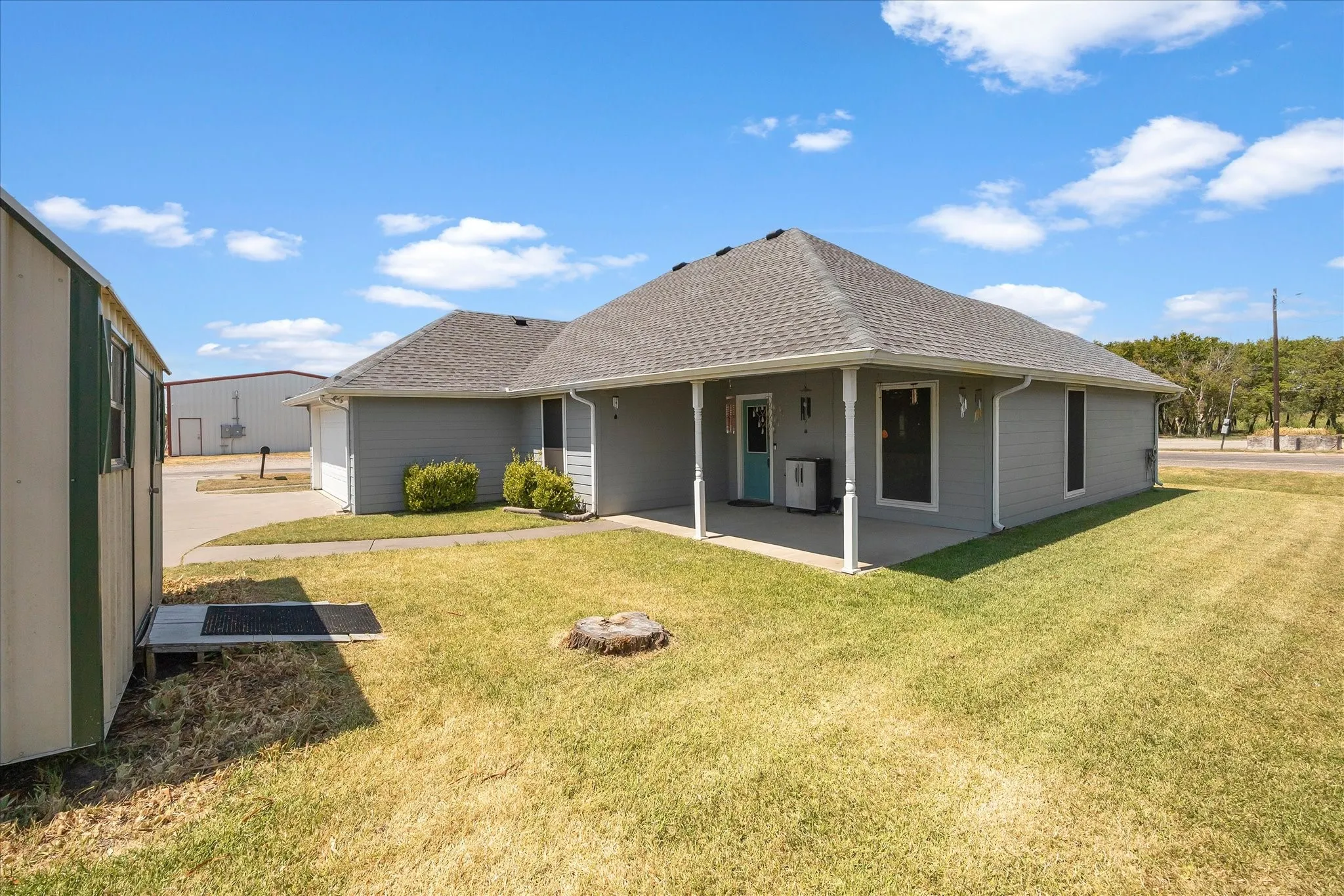 Single Family Residence For Sale in Collin County , 107 W Hubbard Road, Josephine, Texas 75173, 3 Bedroom, 2 Bathroom, 2 Garage spaces, 1,306 Sqft, built in 2005, mls#21369209, Real Estate Agent in Josephine, Homes For Sale in Collin county, Homes For Sale in Josephine, Realtor in Josephine Texas, Real Estate Brokerage Independent Realty Texas, Luminita Cordes Realtor