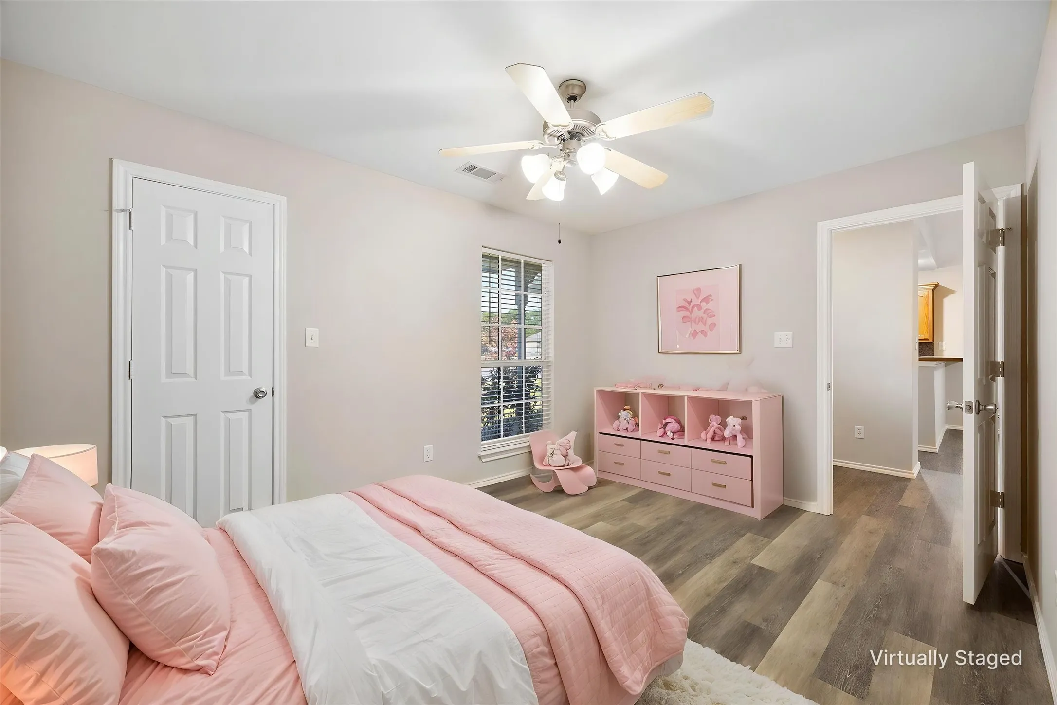 Single Family Residence For Sale in Collin County , 107 W Hubbard Road, Josephine, Texas 75173, 3 Bedroom, 2 Bathroom, 2 Garage spaces, 1,306 Sqft, built in 2005, mls#21369209, Real Estate Agent in Josephine, Homes For Sale in Collin county, Homes For Sale in Josephine, Realtor in Josephine Texas, Real Estate Brokerage Independent Realty Texas, Luminita Cordes Realtor