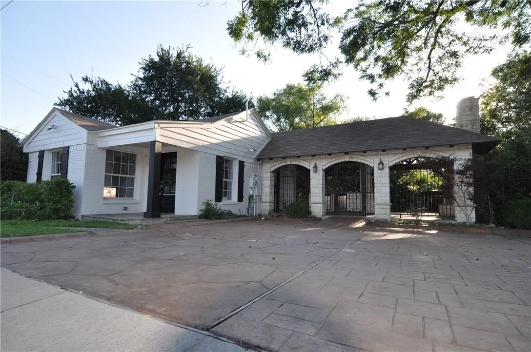 Retail For Rent in Collin County , 8849 Carroll Circle, Frisco, Texas 75034, 0, 0, Garage spaces, 0 Sqft, built in 1946, mls#21369213, Real Estate Agent in Frisco, Homes For Rent in Collin county, Homes For Rent in Frisco, Realtor in Frisco Texas, Real Estate Brokerage Independent Realty Texas, Luminita Cordes Realtor