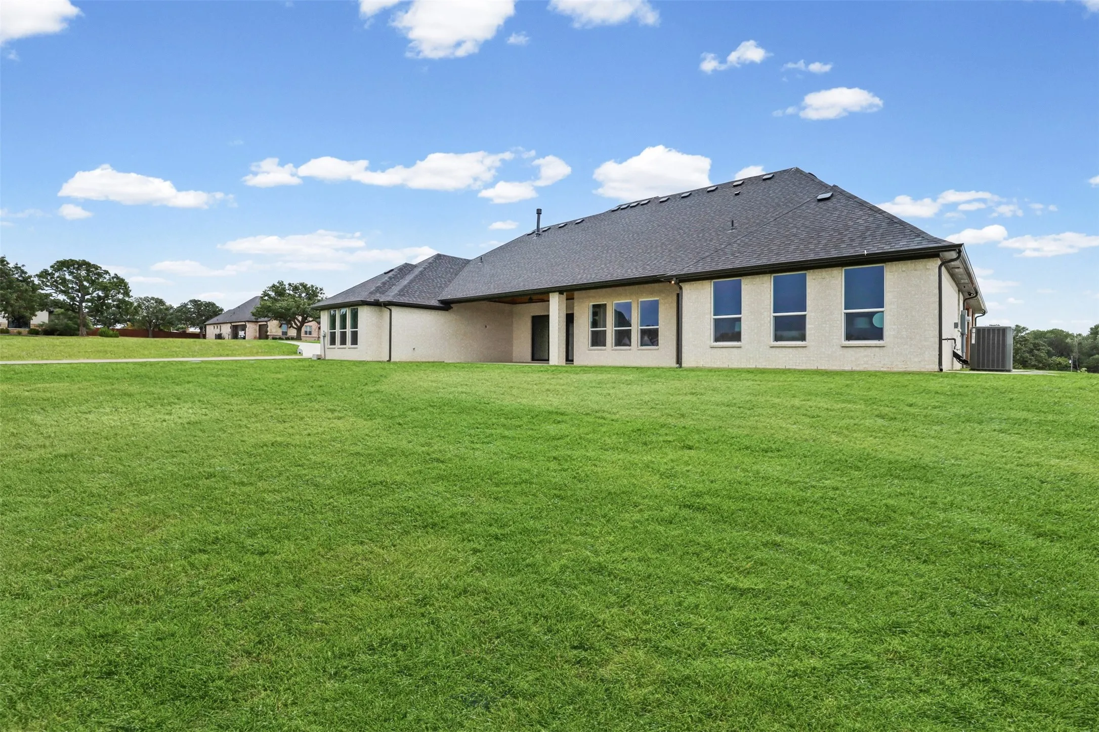 Single Family Residence For Sale in Parker County , 4000 Estancia Court, Weatherford, Texas 76088, 4 Bedroom, 4 Bathroom, 3 Garage spaces, 3,513 Sqft, built in 2026, mls#21325434, Real Estate Agent in Weatherford, Homes For Sale in Parker county, Homes For Sale in Weatherford, Realtor in Weatherford Texas, Real Estate Brokerage Independent Realty Texas, Luminita Cordes Realtor