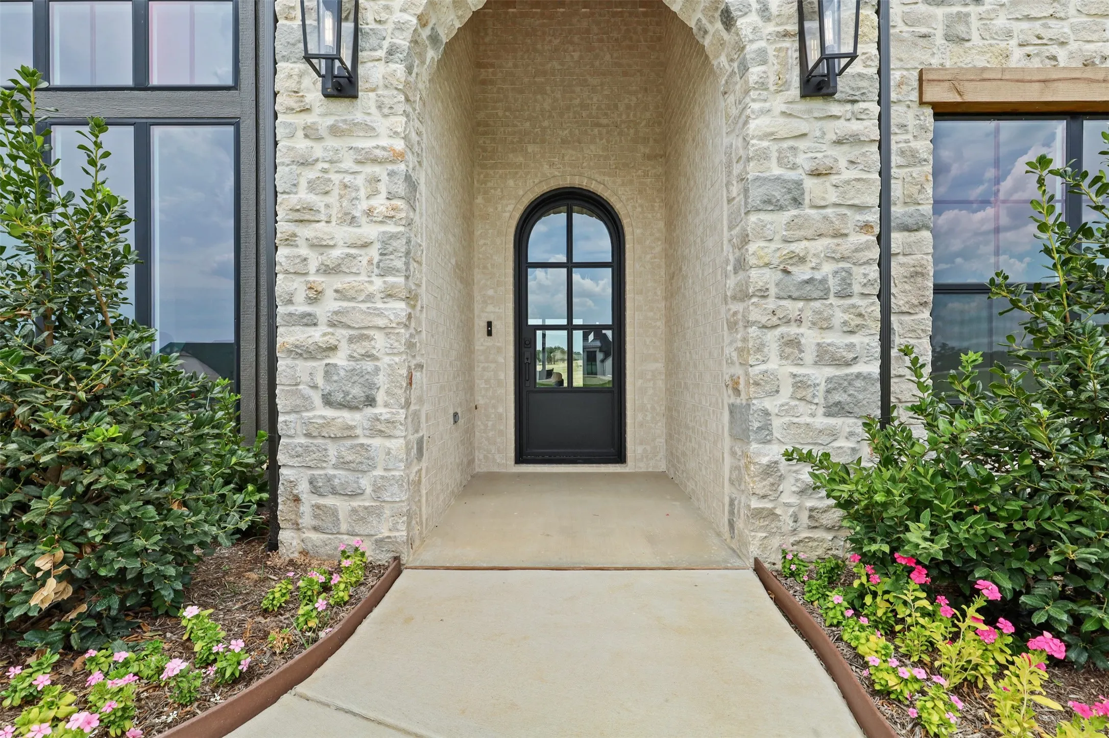 Single Family Residence For Sale in Parker County , 4000 Estancia Court, Weatherford, Texas 76088, 4 Bedroom, 4 Bathroom, 3 Garage spaces, 3,513 Sqft, built in 2026, mls#21325434, Real Estate Agent in Weatherford, Homes For Sale in Parker county, Homes For Sale in Weatherford, Realtor in Weatherford Texas, Real Estate Brokerage Independent Realty Texas, Luminita Cordes Realtor