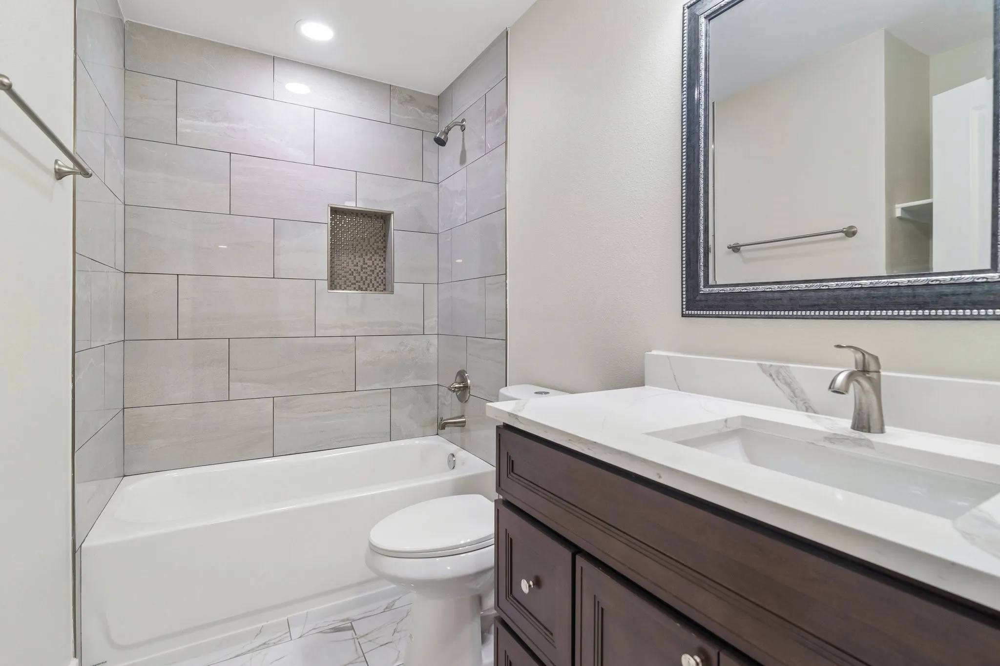 2nd Floor Hall Bathroom