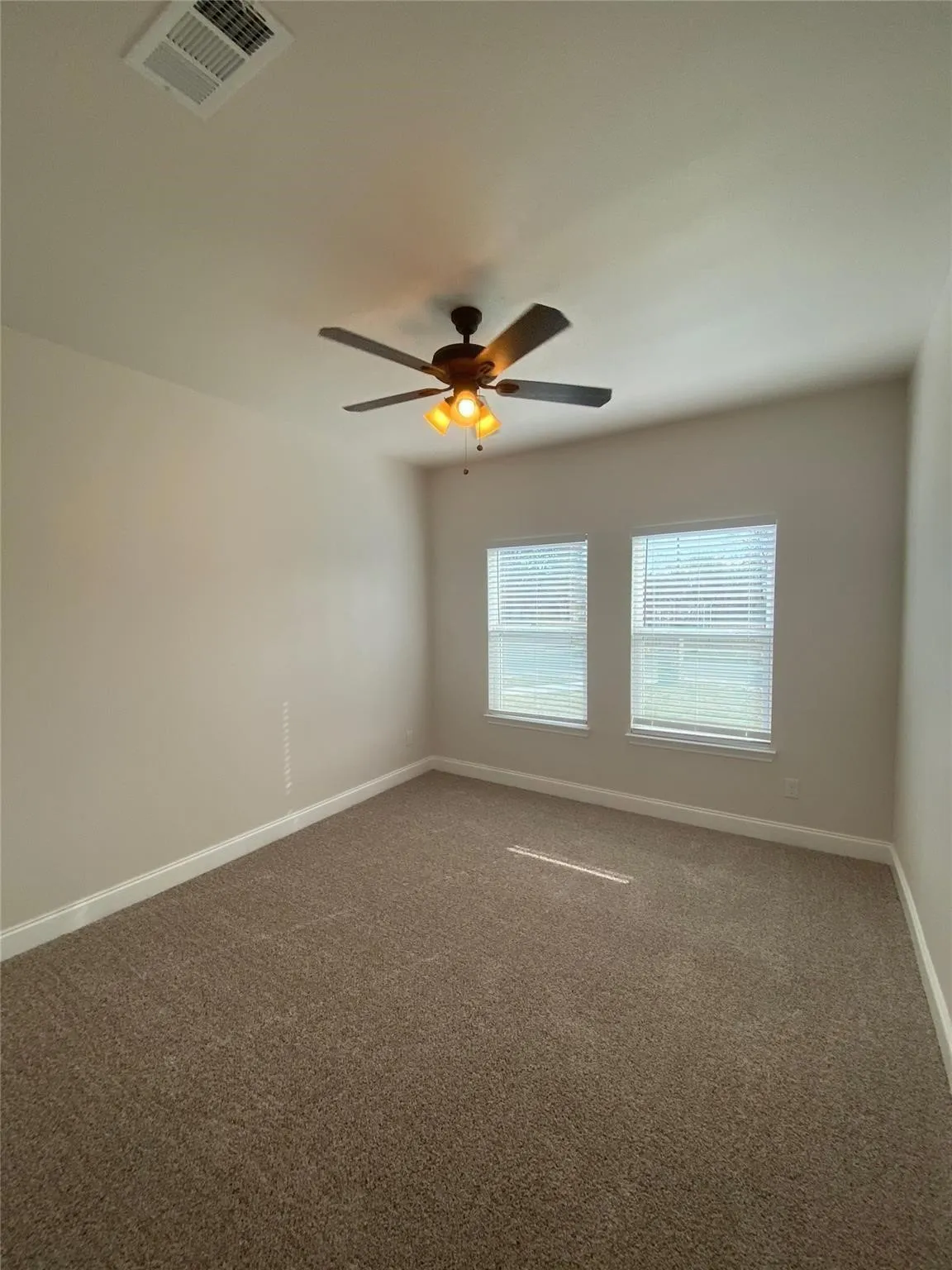 Single Family Residence For Rent in Hunt County , 2202 Jones Street, Greenville, Texas 75401, 3 Bedroom, 2 Bathroom, 2 Garage spaces, 1,617 Sqft, built in 2019, mls#21369232, Real Estate Agent in Greenville, Homes For Rent in Hunt county, Homes For Rent in Greenville, Realtor in Greenville Texas, Real Estate Brokerage Independent Realty Texas, Luminita Cordes Realtor